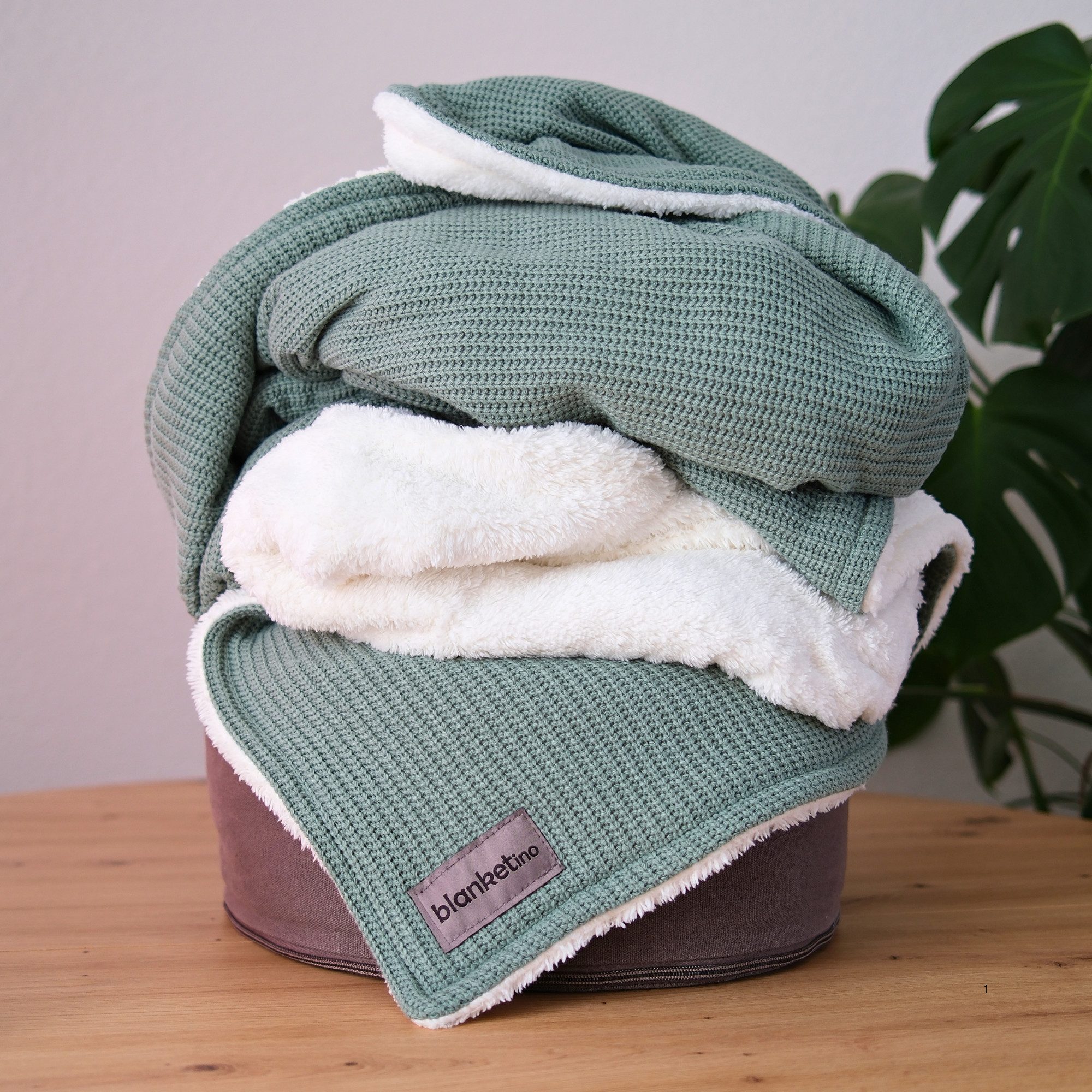 Wohndecke Premium Kuscheldecke mit Baumwollstrick, blanketino, extra voluminös