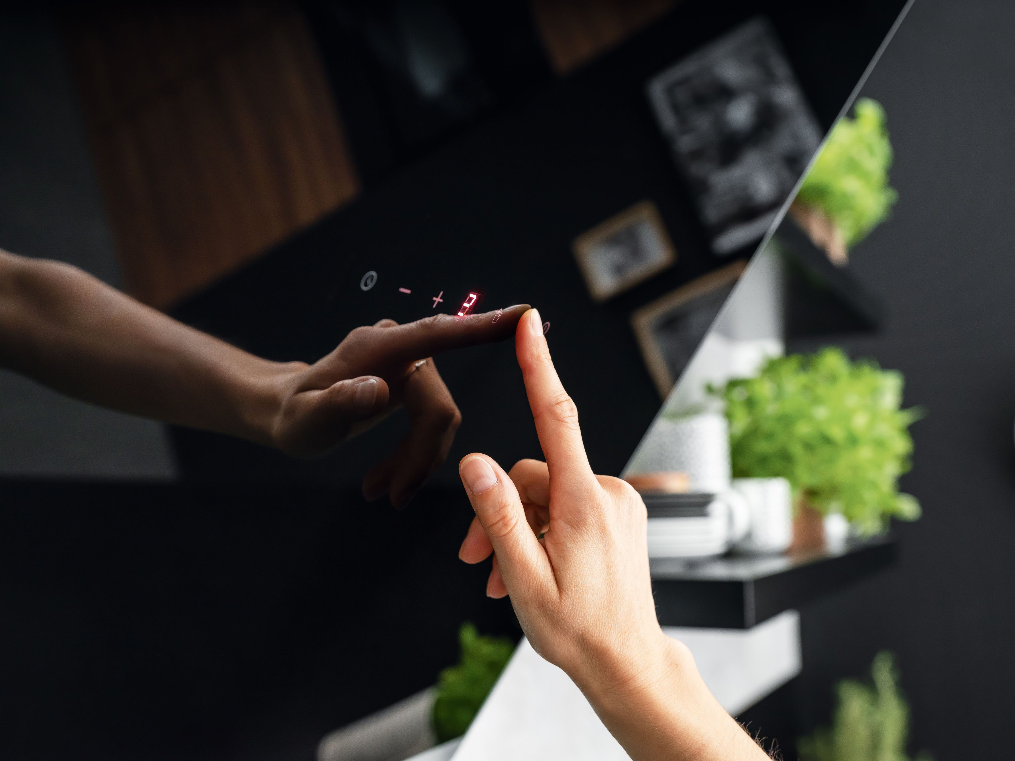 Amica Kopffreihaube KHF 664 630 S KHF 664 630 S, Kompaktes Haubendesign mit moderner Ausstrahlung