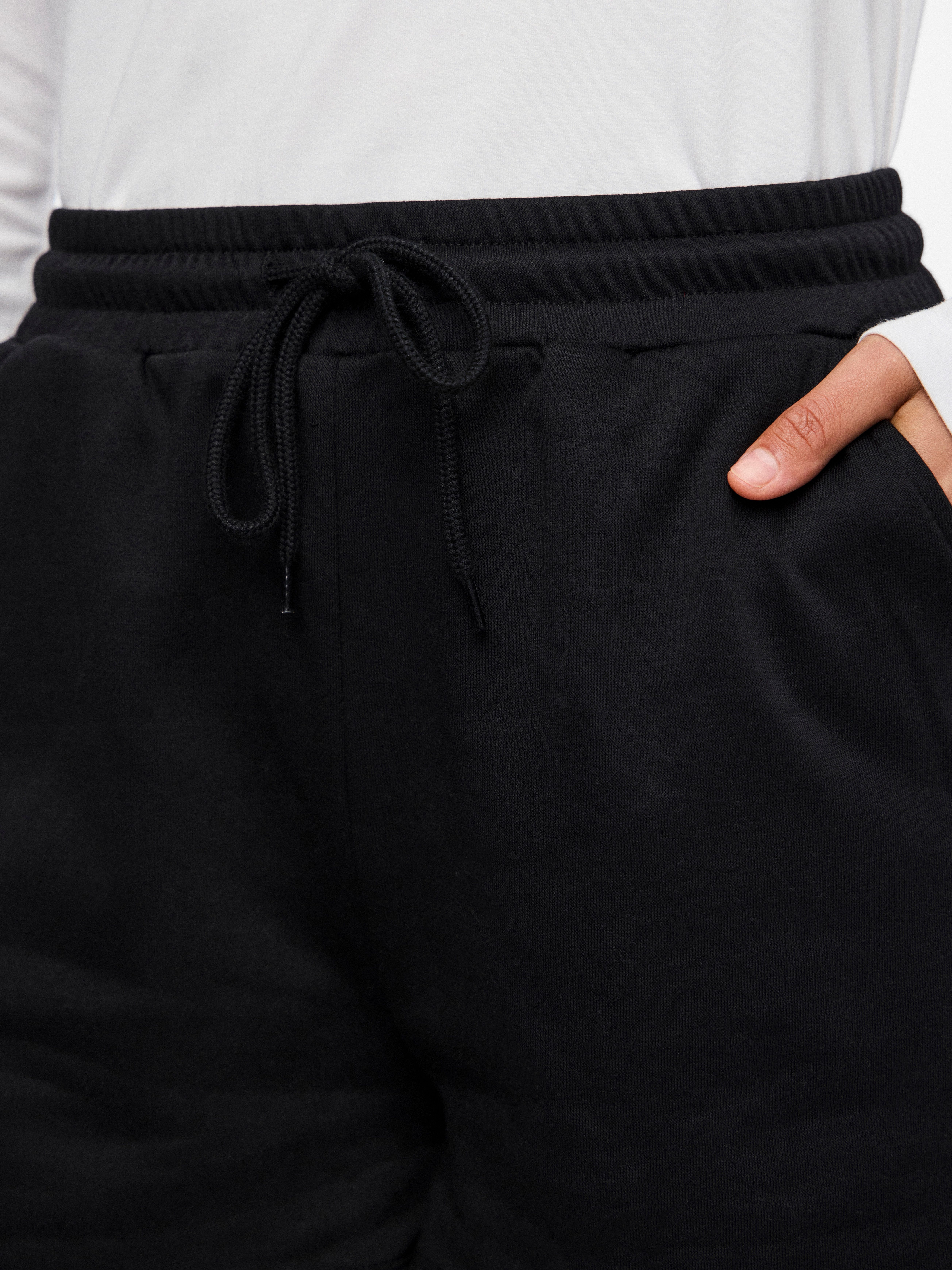 pieces Sweatshorts PCCHILLI SUMMER HW SHORTS UB NOOS BC Baumwollmischung, regular fit