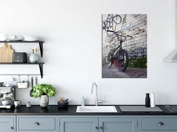 Pixxprint Glasbild Fahrrad vor Graffitiwand, Fahrrad vor Graffitiwand (1 St), Glasbild aus Echtglas, inkl. Aufhängungen und Abstandshalter