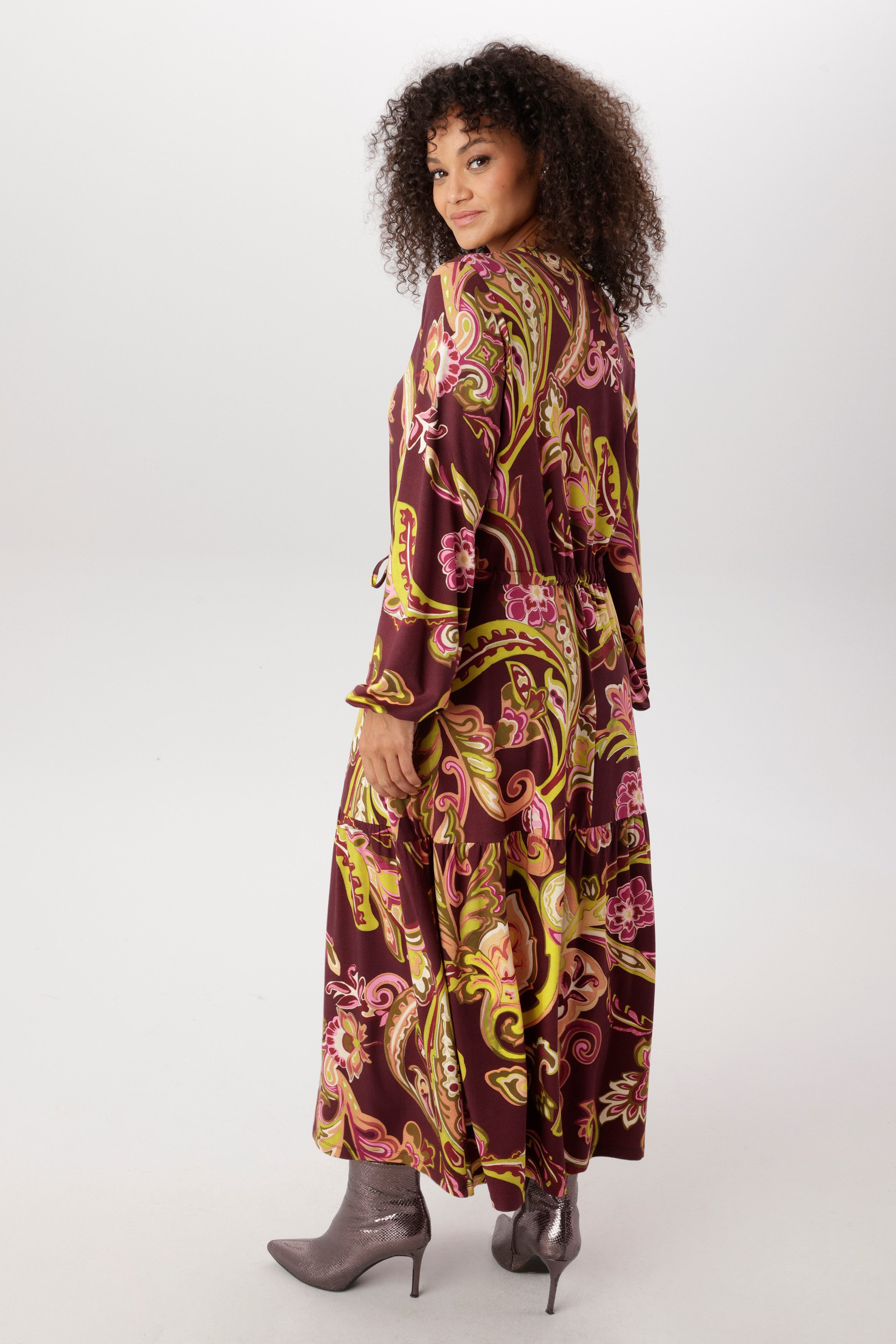 Aniston PLUS Jerseykleid mit Paisley-Druck in satten Farben - NEUE KOLLEKTION