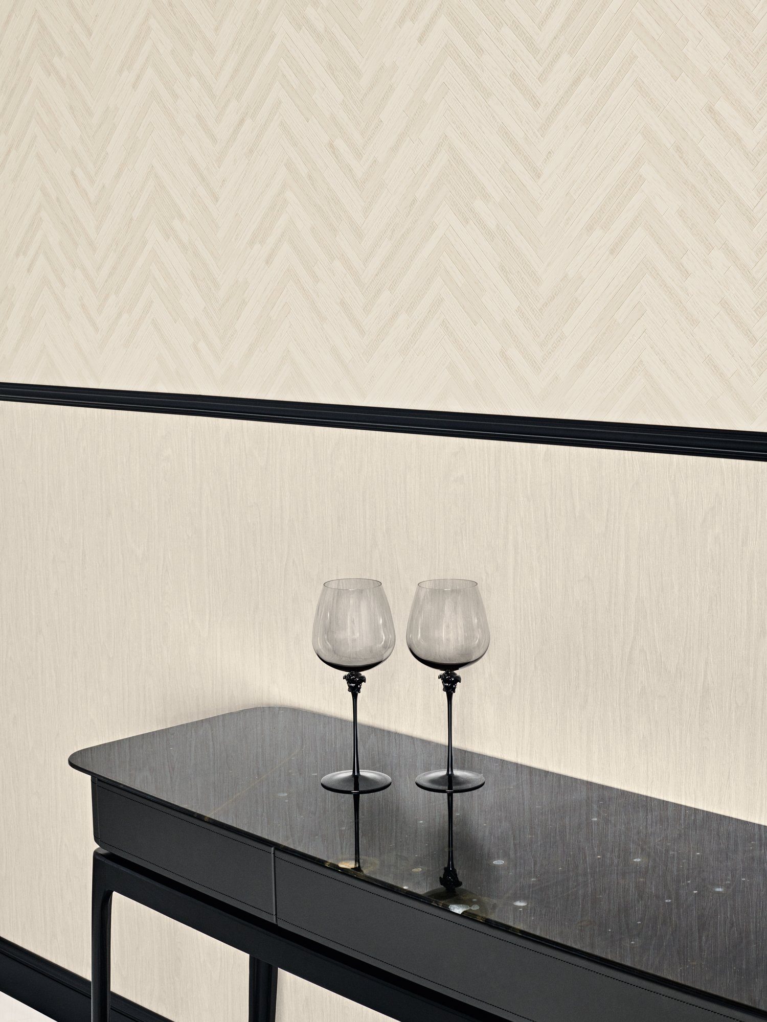 Versace Vliestapete Versace wallpaper Versace 4, Tapete in Holzoptik, grau, weiß 370511