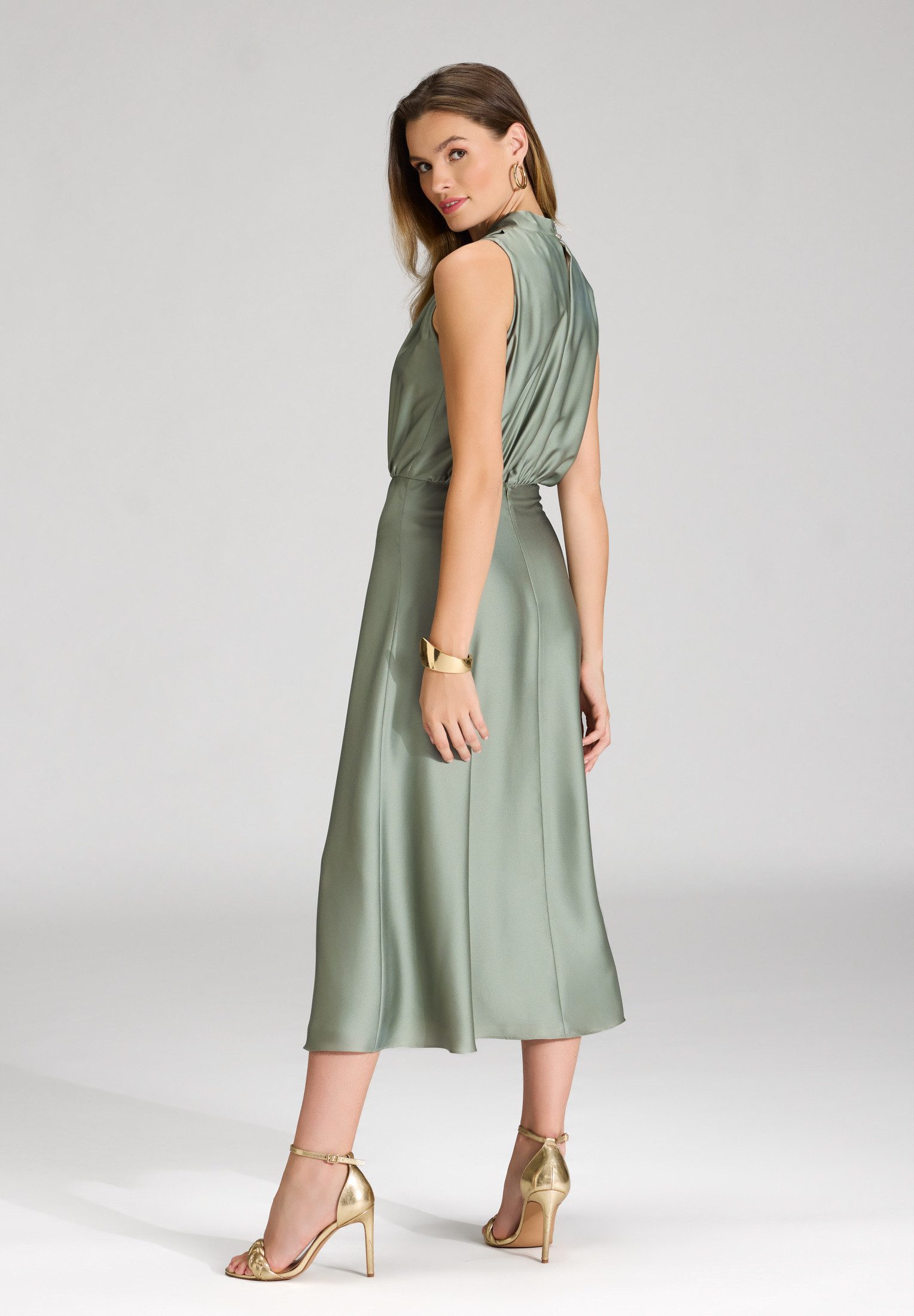 SWING Cocktailkleid Taillierter Schnitt mit ausgestelltem günstig online kaufen
