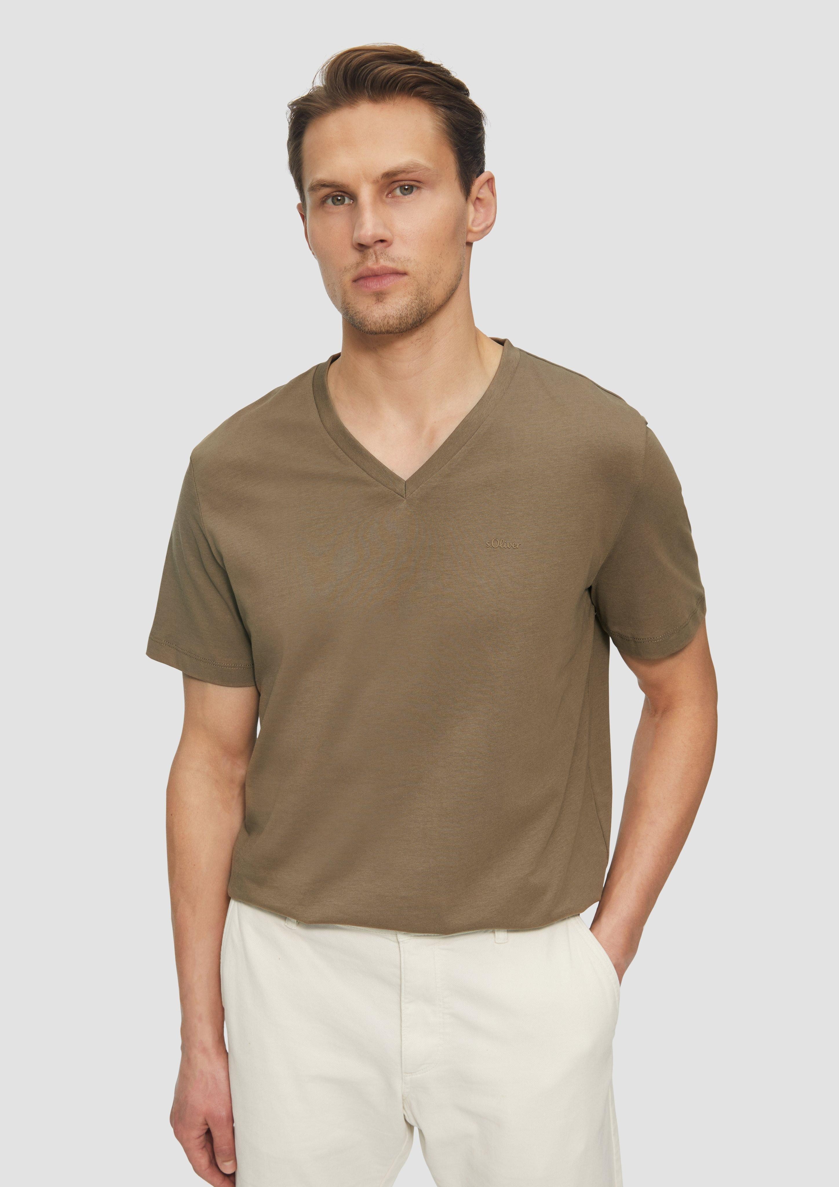 s.Oliver Kurzarmshirt Baumwoll-T-Shirt mit Logo-Print Label-Patch günstig online kaufen