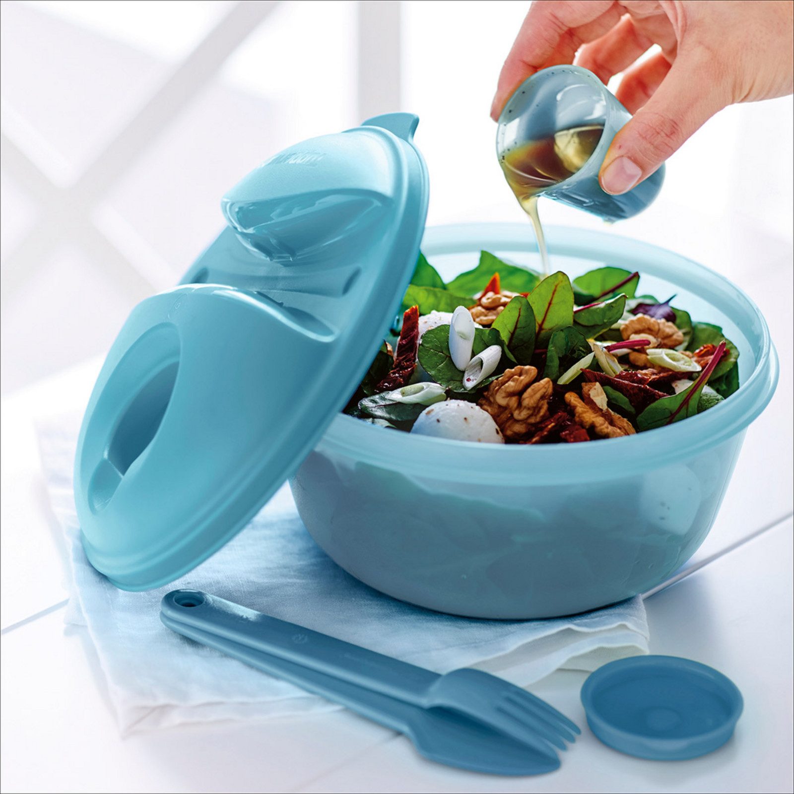TUPPERWARE Lunchbox Tupperware Salat to go - 1,4 l - mit Wichtel, Messer, Gabel - blau