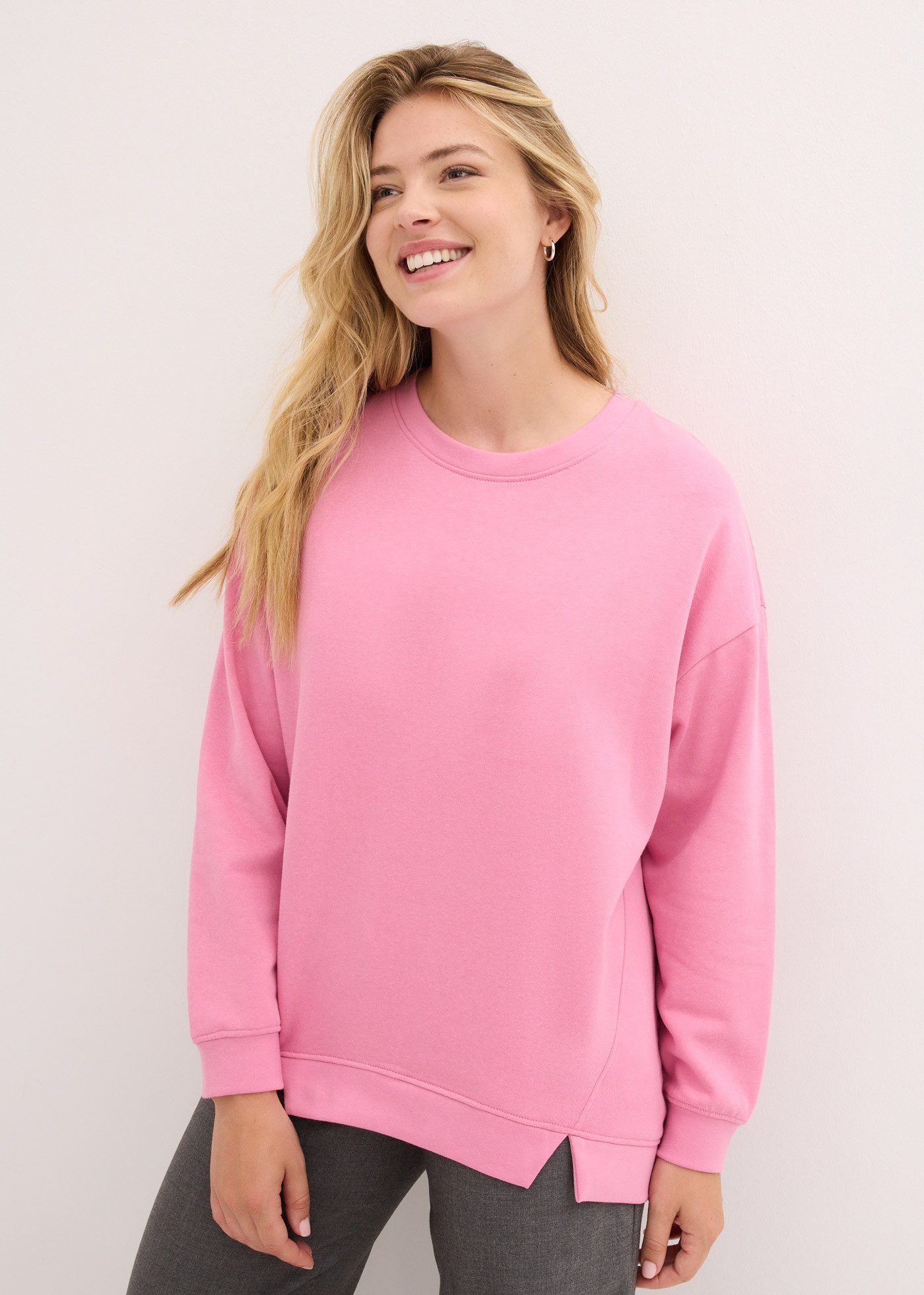 bonprix Sweatshirt Oversize-Fit, Rundhalsform, kleine Seitenschlitze günstig online kaufen
