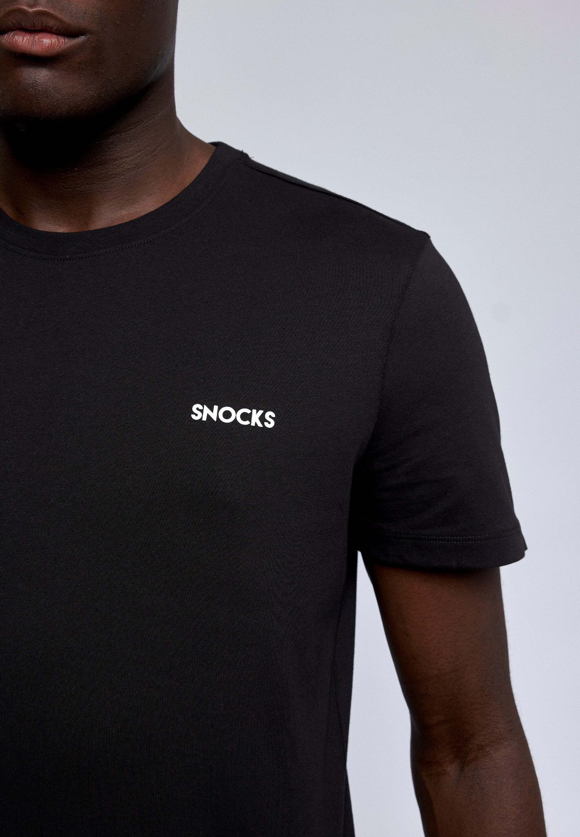 Logo-Schriftzug Bio-Baumwolle, mit Neck Schwarz 100% Shirt aus Crew T-Shirt T-Shirt (1-tlg) SNOCKS Herren, Basic