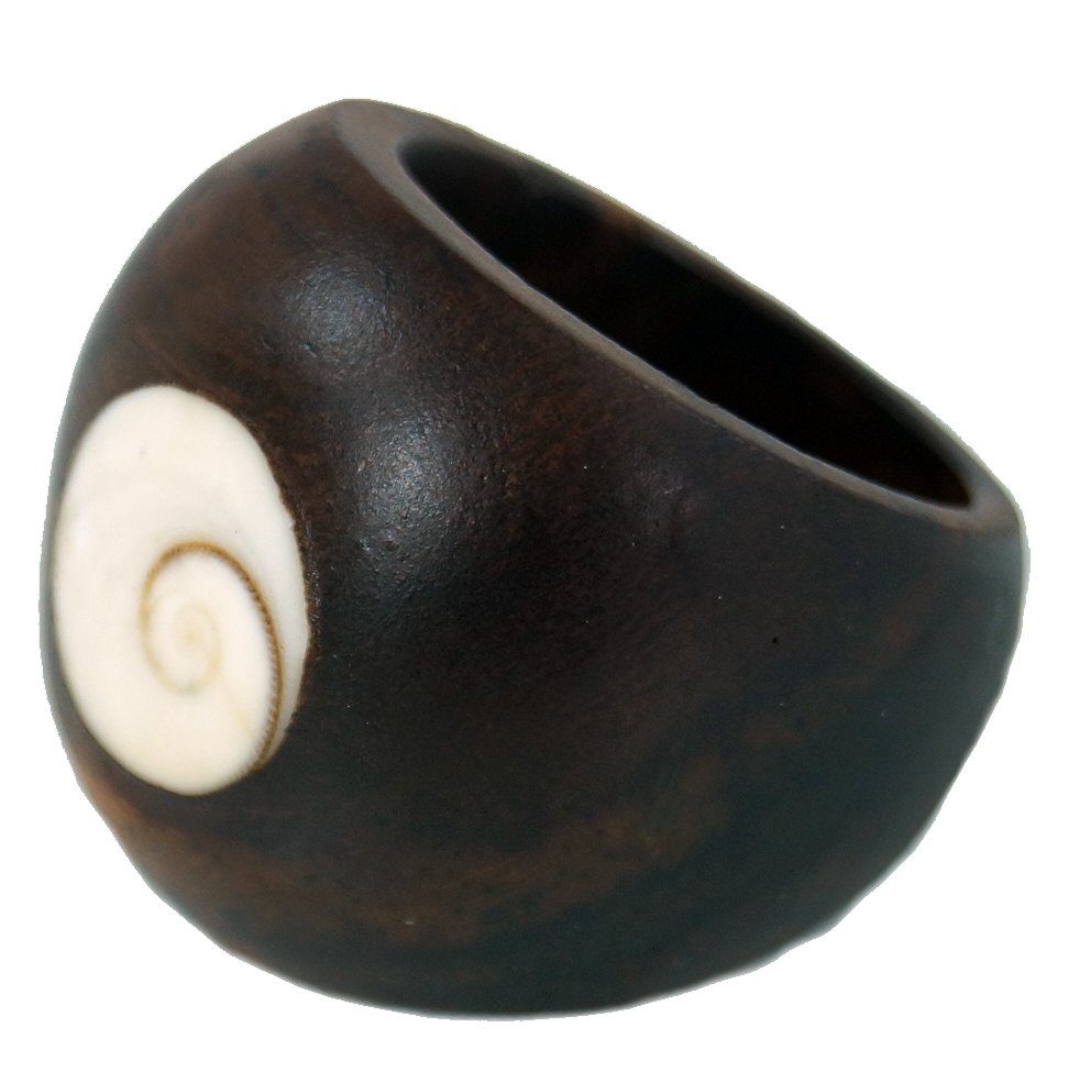 Guru-Shop Fingerring Handgeschnitzter Holzring mit gravierter..