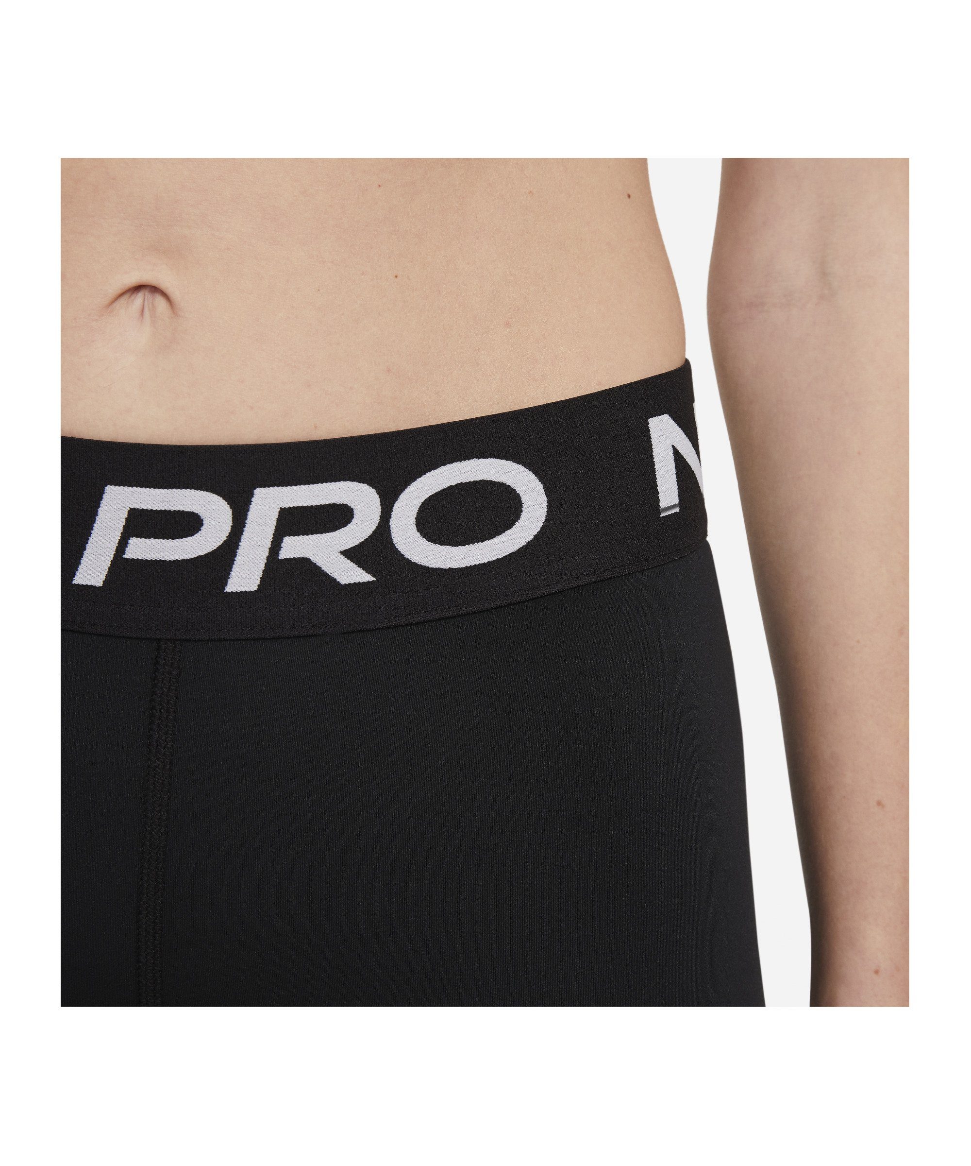 Nike Laufshorts Pro Damen 365 5in Short Training schwarzweiss