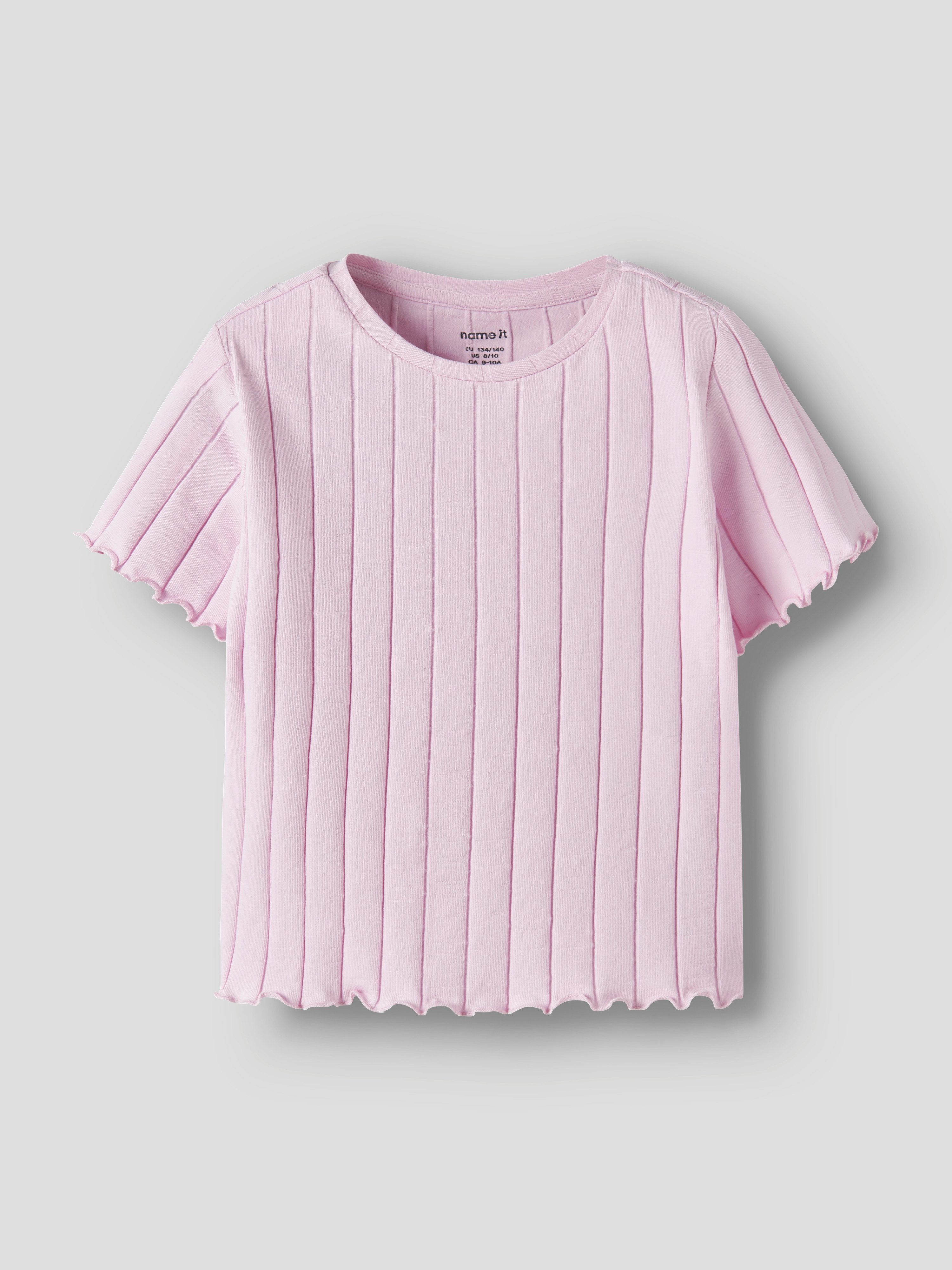 Name It Kurzarmshirt NKFNORALINA SS CROP TOP NOOS Baumwollmischung mit Stretch, gewellte Abschlüsse – Bild 5 von 5