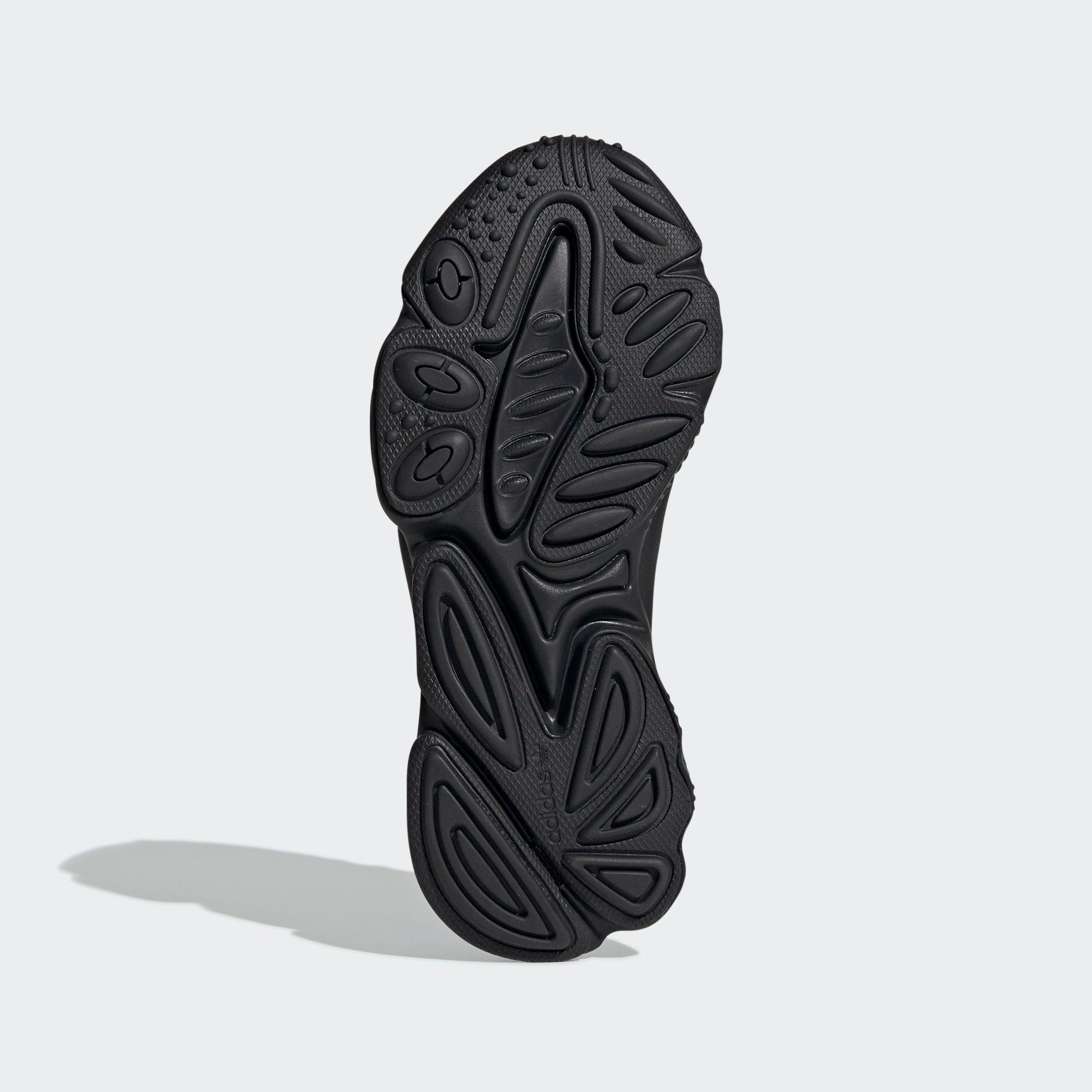 Sneaker Metallic Black Trace OZWEEGO Originals adidas / Core Black / Core Grey