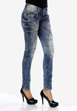 Cipo & Baxx Slim-fit-Jeans mit Ziernähten in Straight Fİt