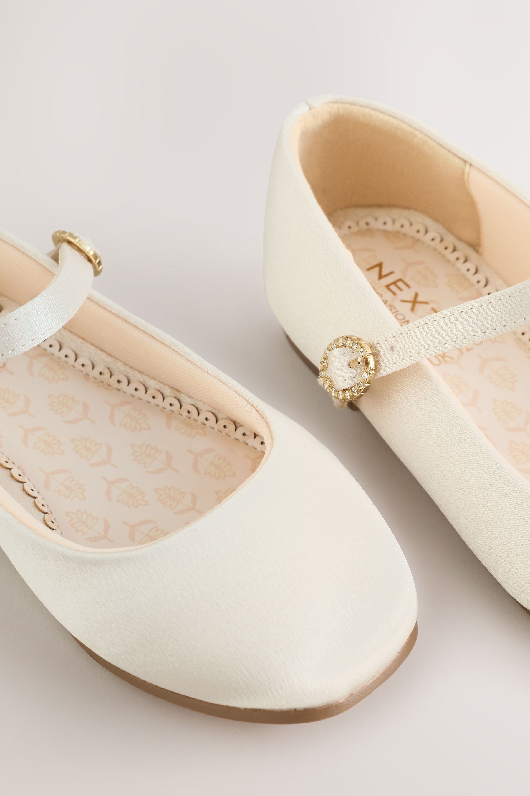 Next Festliche Mary-Jane-Schuhe Mary-Jane-Schuhe – Bild 2 von 5