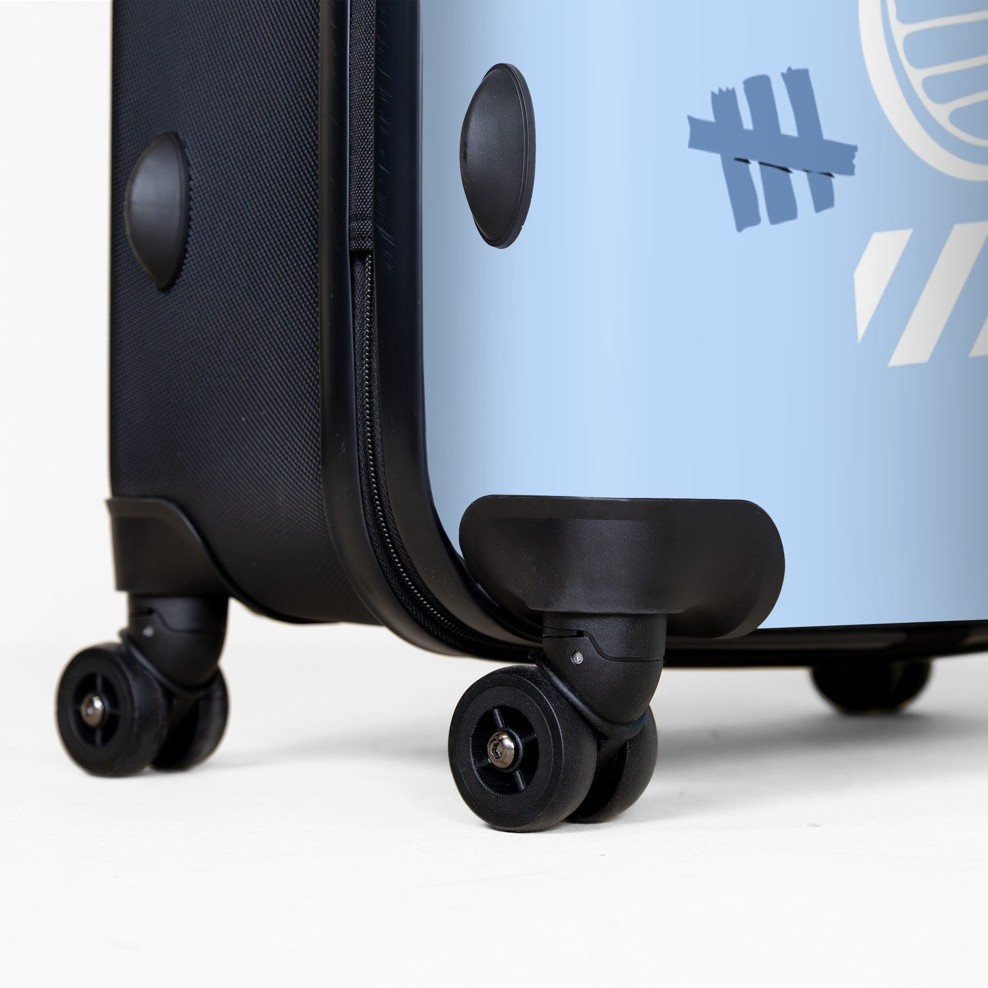 NoBoringSuitcases.com© Hartschalen-Trolley Street Art eines Teddybären günstig online kaufen