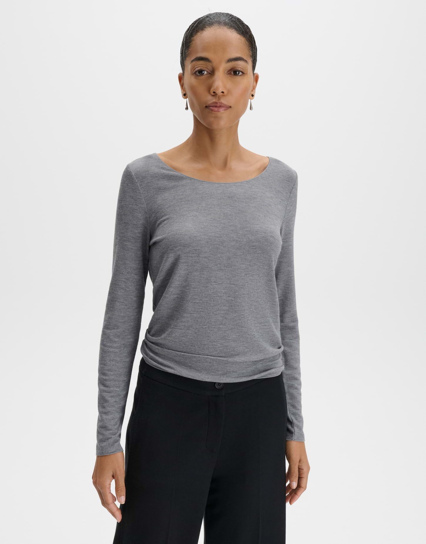 someday Langarmshirt Kirosa soft long aus fließender Viskose Gerader Schnitt mit Rundhalsausschnitt für vielseitige Layerings