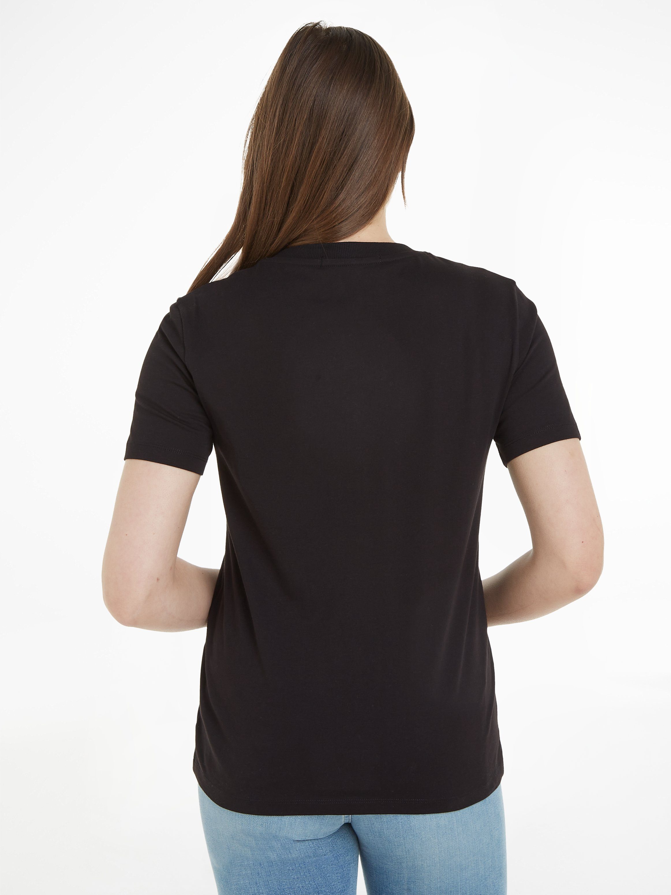 Calvin Klein Jeans T-Shirt CK EMBRO BADGE V-NECK TEE mit Logomarkenlabel | T-Shirts