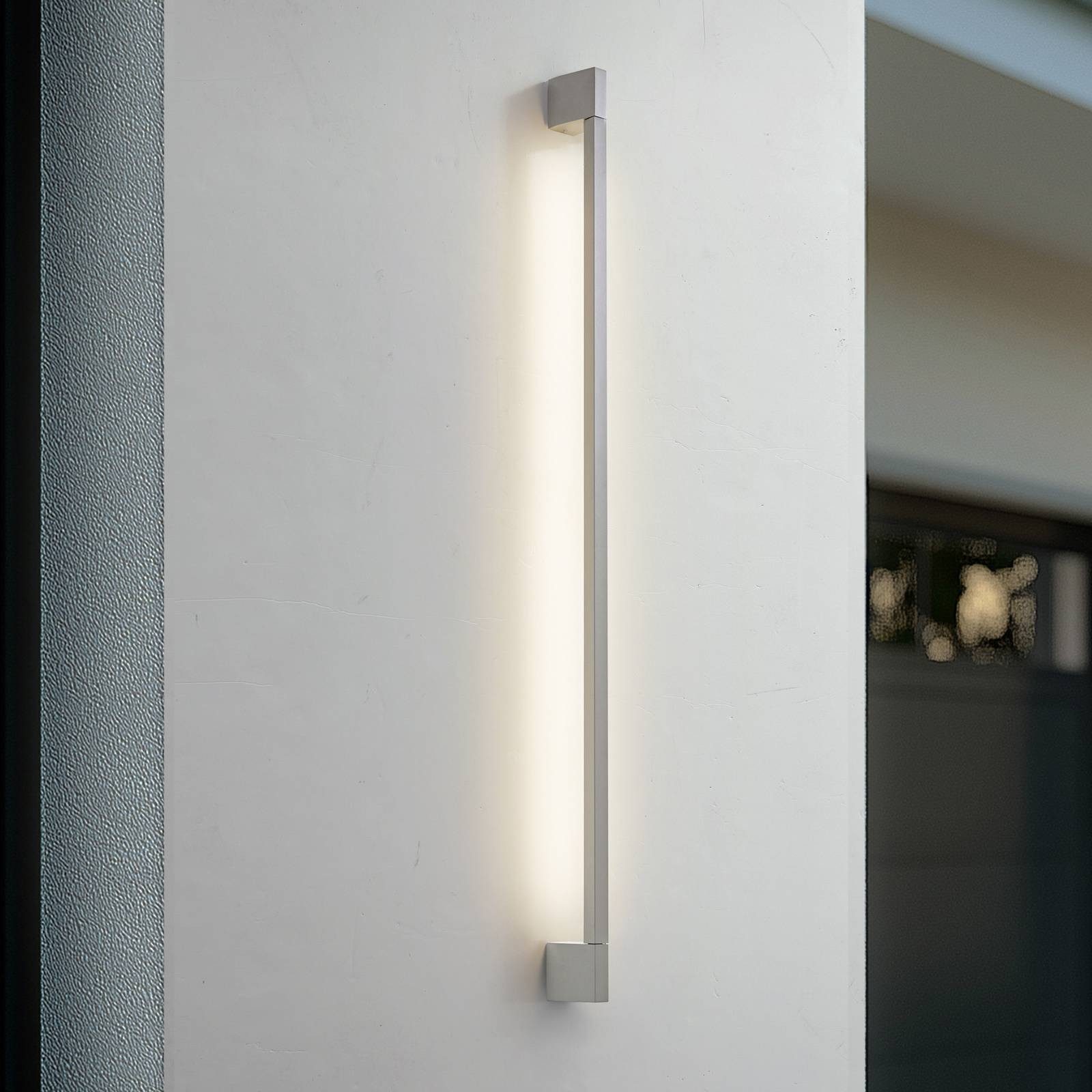 Lindby Außen-Wandleuchte Neano, LED, Metall, Alu warmweiß IP54, 1 x 11 W LED, warmweiß