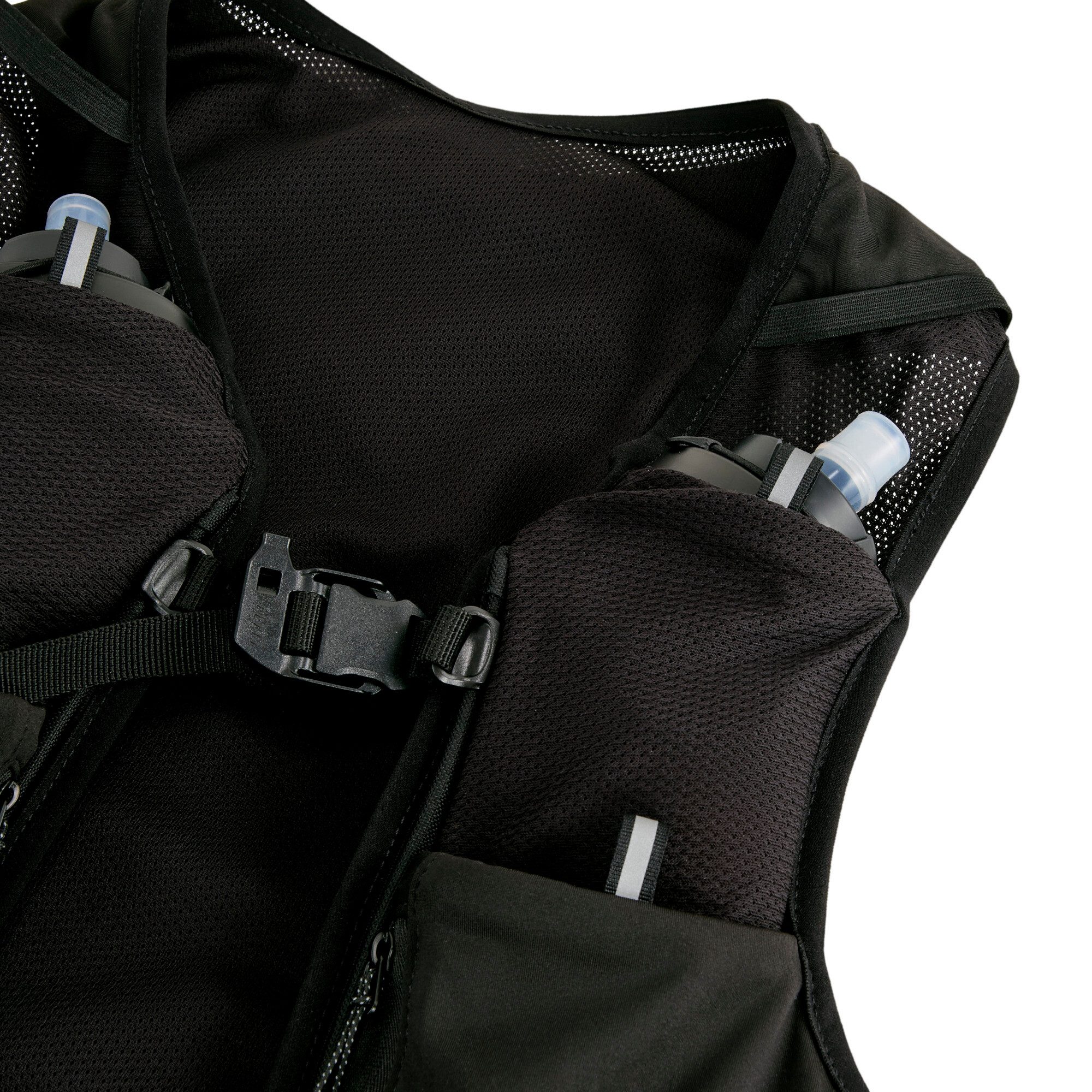 PUMA Funktionsweste RACE DAY RUNNING VEST anliegende Passform, mit Reißverschlusstasche, mit Pfeife – Bild 4 von 4