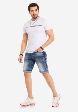 Cipo & Baxx Shorts mit cooler Marken-Stickerei