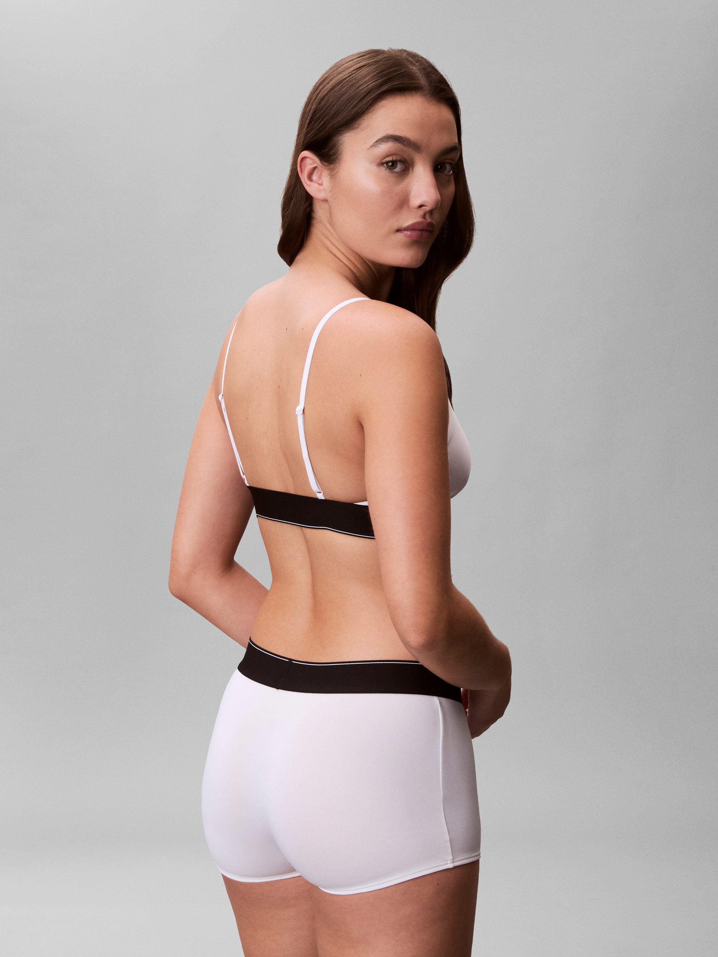 Calvin Klein Underwear Bralette UNLINED BRALETTE Körpernahe Passform mit elastischem Bund – Bild 2 von 5