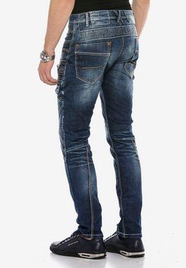 Cipo & Baxx Bequeme Jeans mit Kontrastnähten