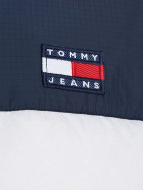 Tommy Jeans Steppjacke TJW CBLK ALASKA PUFFER im modischem Colorblocking, mit Kapuze