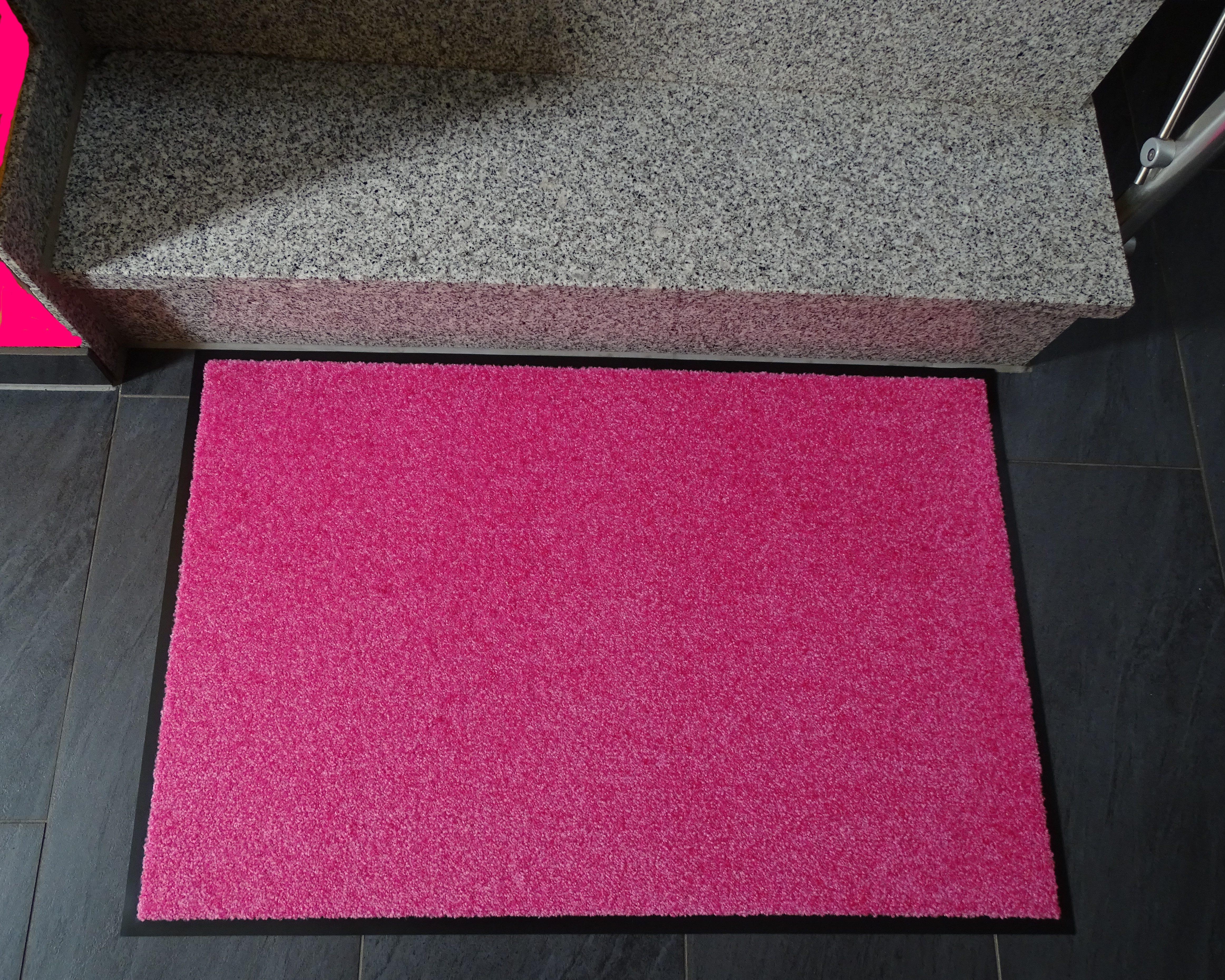 Mertex Fußmatte Kiel, Schmutzfangmatte rundum verlaufender Rand, rechteckig