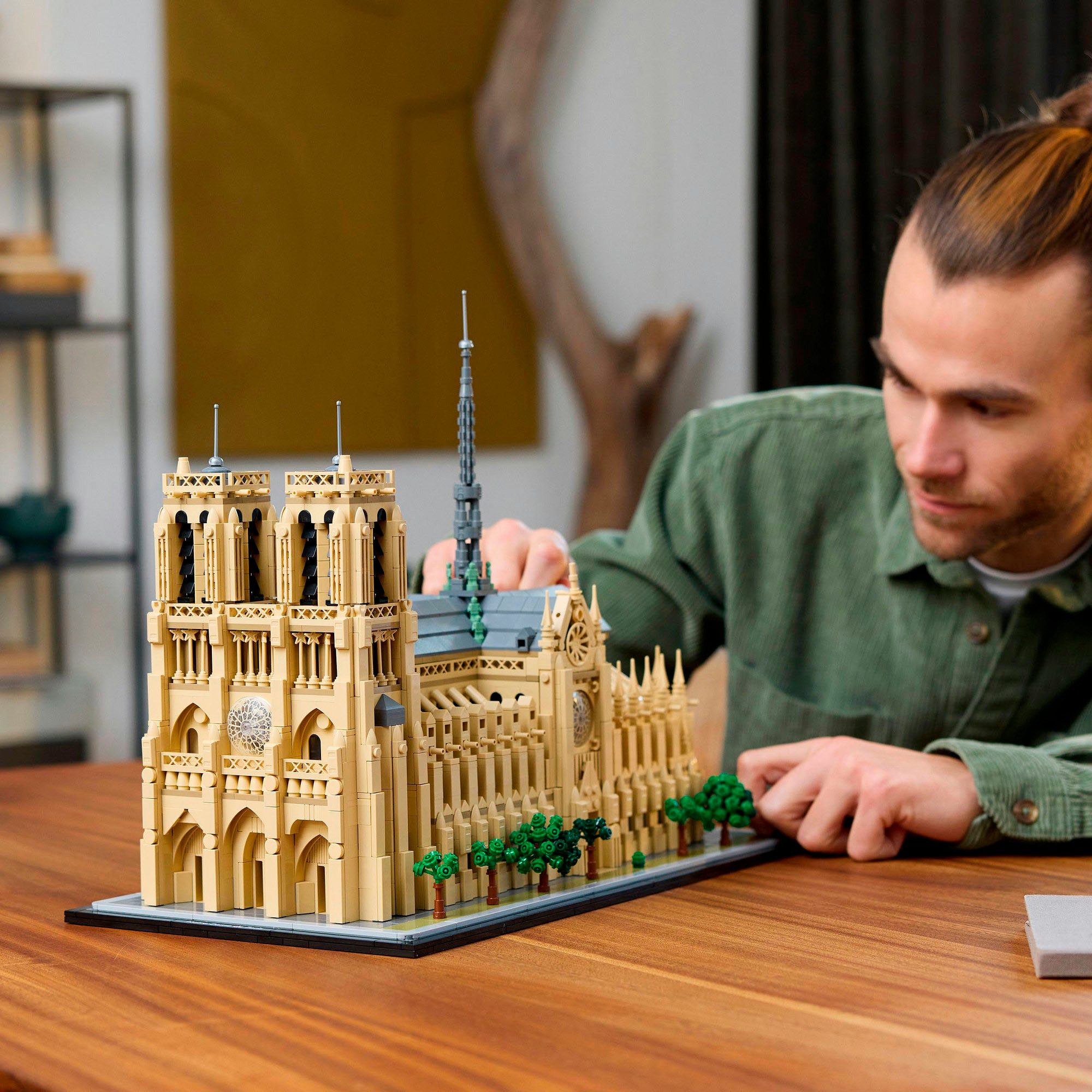 LEGO® Notre-Dame de Paris (21061), LEGO Architecture Konstruktionsspielstei günstig online kaufen
