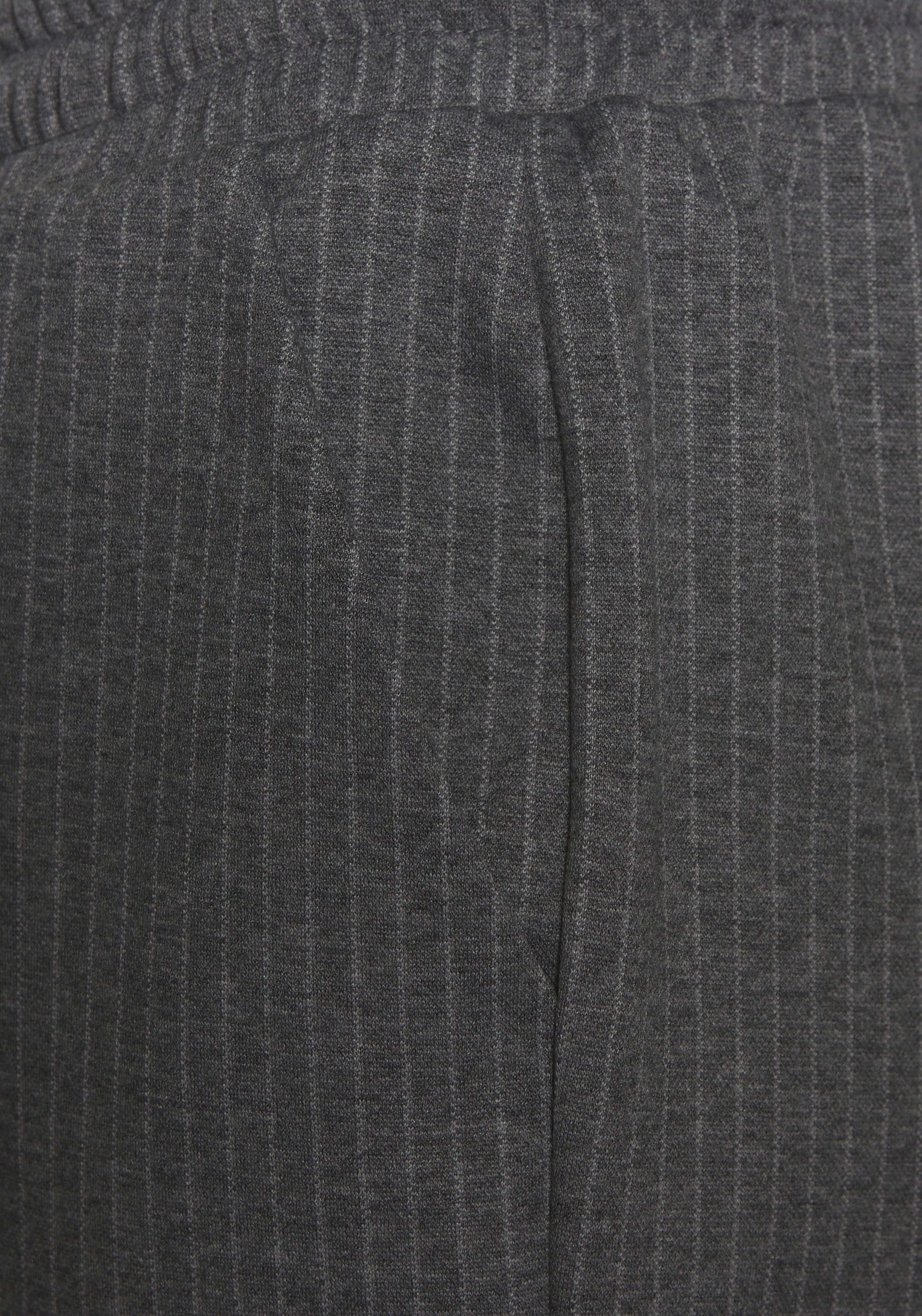 Vivance Jogger Pants aus bequemen Stretchstoff mit Streifenmuster, Schlupfhose, schmaler Schnitt, Sommerhose