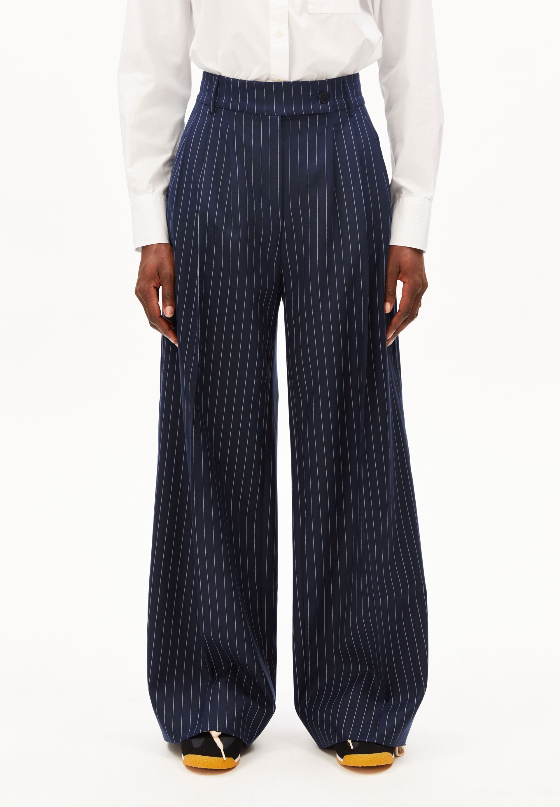Armedangels Stoffhose PINSTRIPE KAAYUA Webhose aus TENCEL™ Lyocell Mix (Hig günstig online kaufen