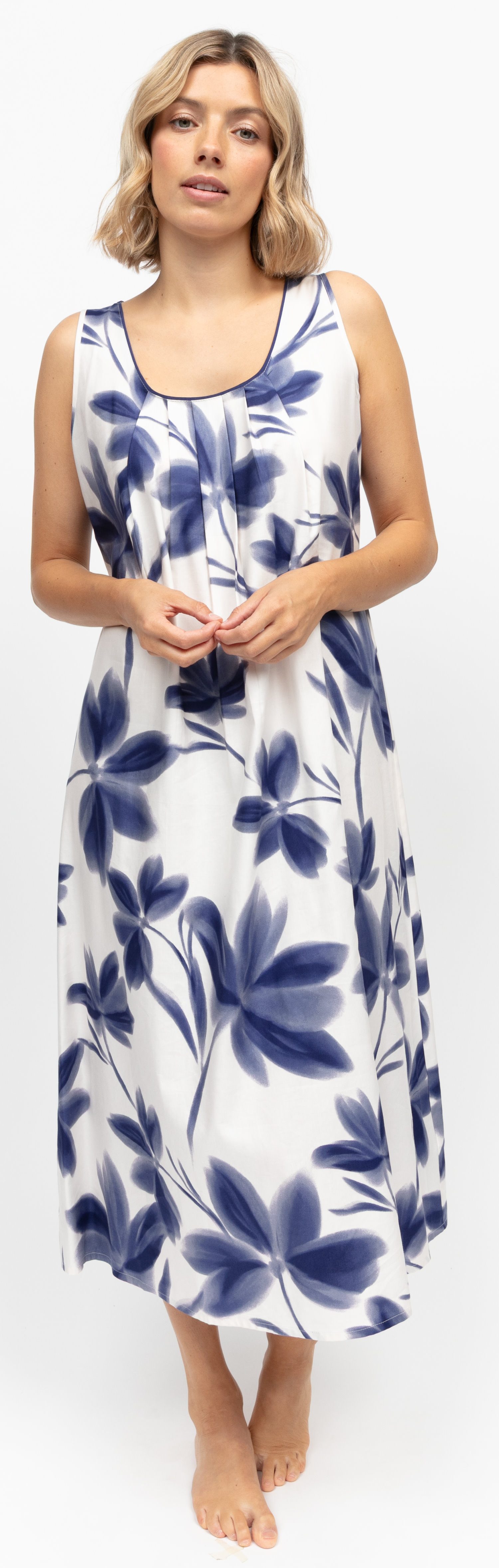 Cyberjammies Nachthemd Damen Schlafshirt ohne Arm (1-tlg) Modisches Design