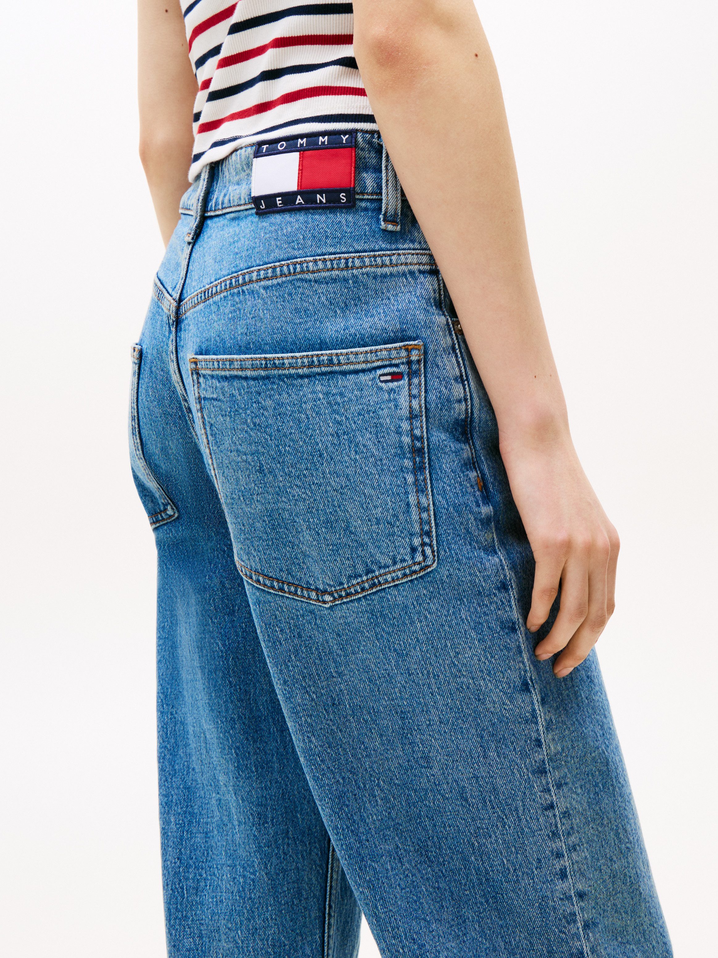 Tommy Jeans Relax-fit-Jeans MIA MR RLXD STR in blauer Waschung, mit Hammerschlaufe, Mid Rise