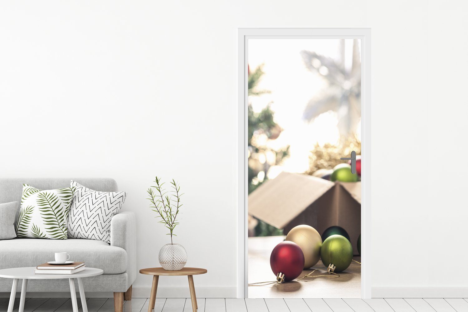 Hintergrund, einem Matt, mit cm St), Der für bedruckt, Weihnachtsbaum MuchoWow im (1 Fototapete Tür, Türaufkleber, Weihnachtsschmuck 75x205 Türtapete