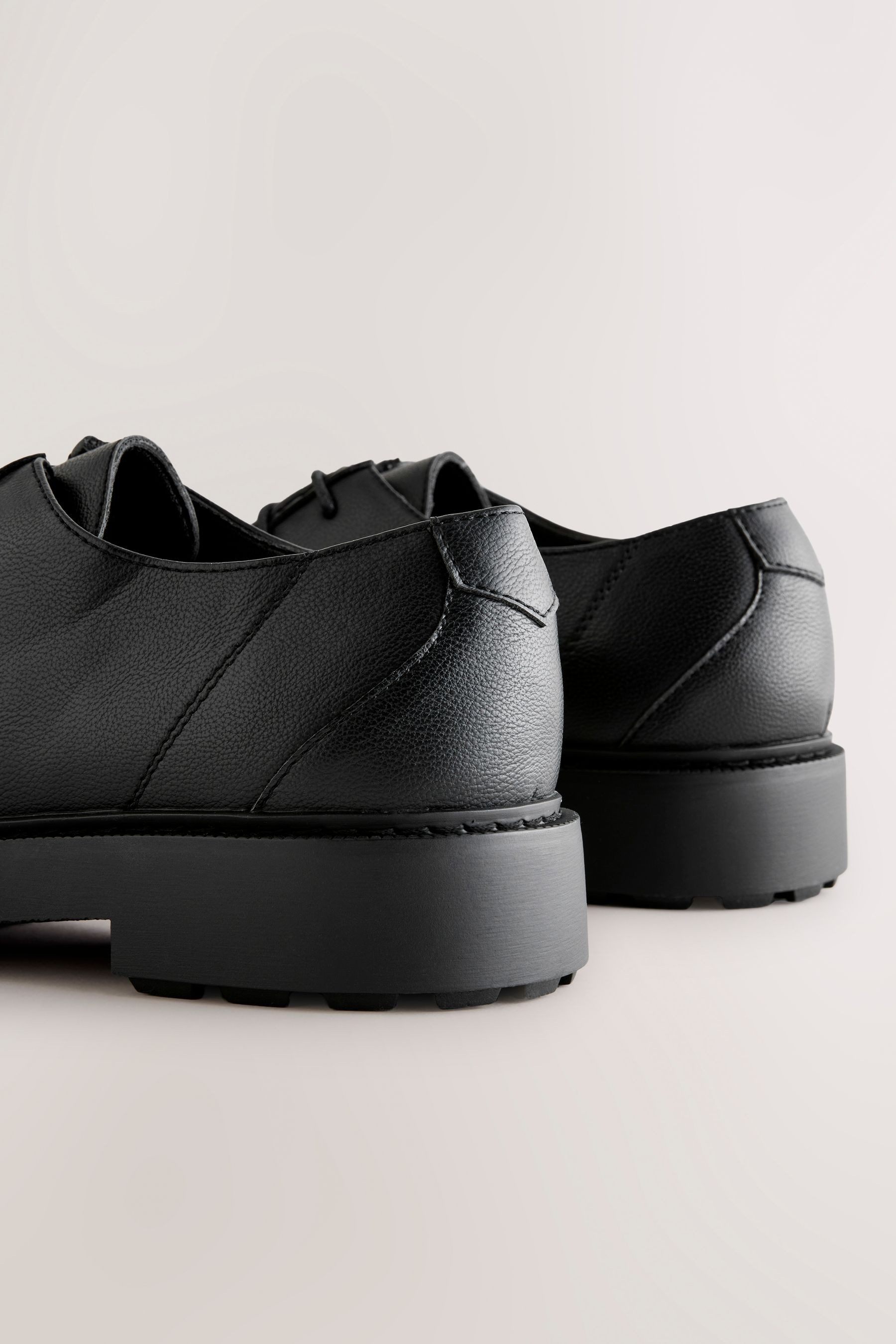 Next Schuhe mit vorderem Schuhblatt-Einsatz Schnürschuh günstig online kaufen