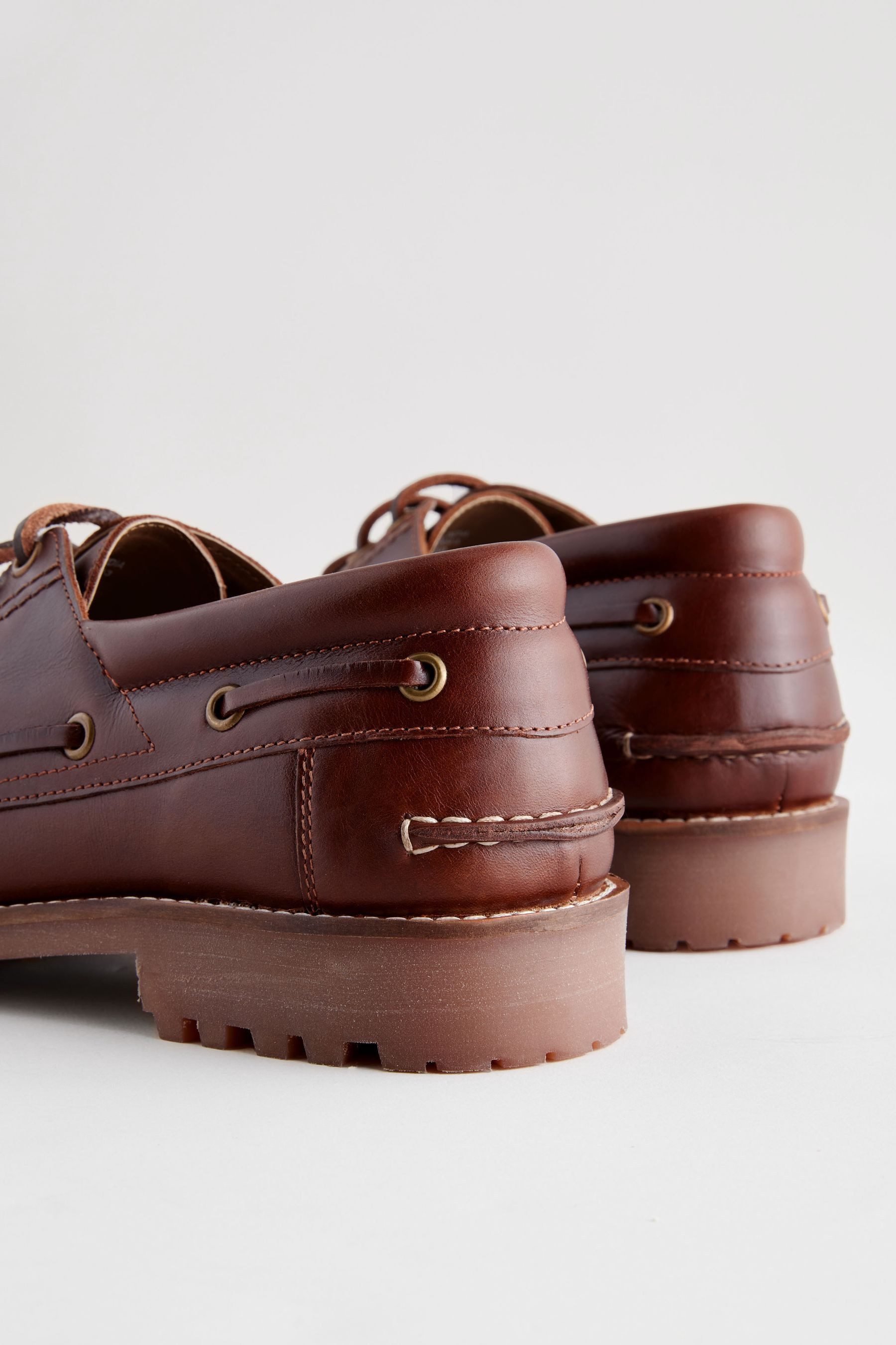 Next Bootsschuhe aus Leder mit Profilsohle Bootsschuh (1-tlg)