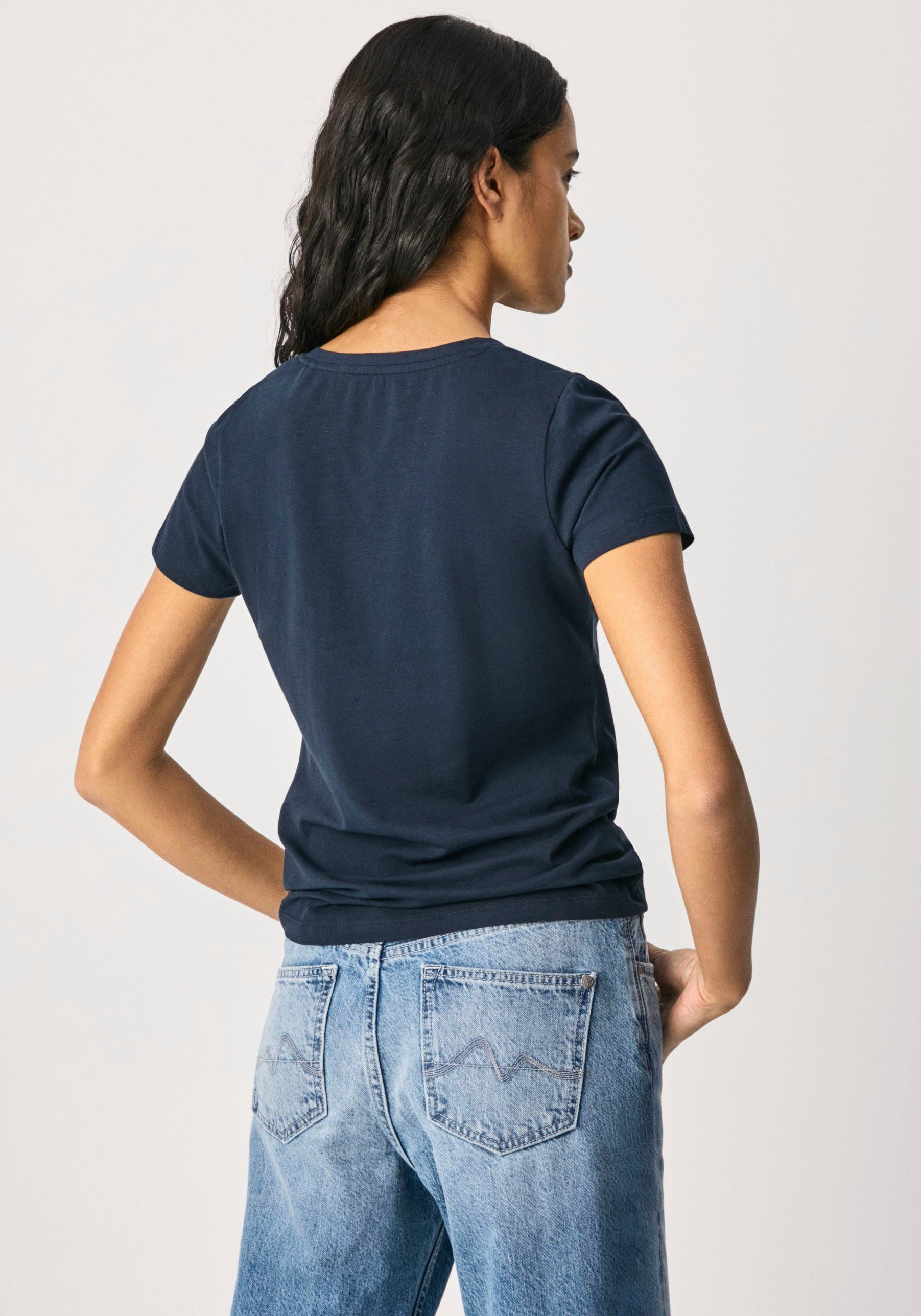 Pepe Jeans Kurzarmshirt BEGO mit Brustbereich floralem im Marken-Logo-Print