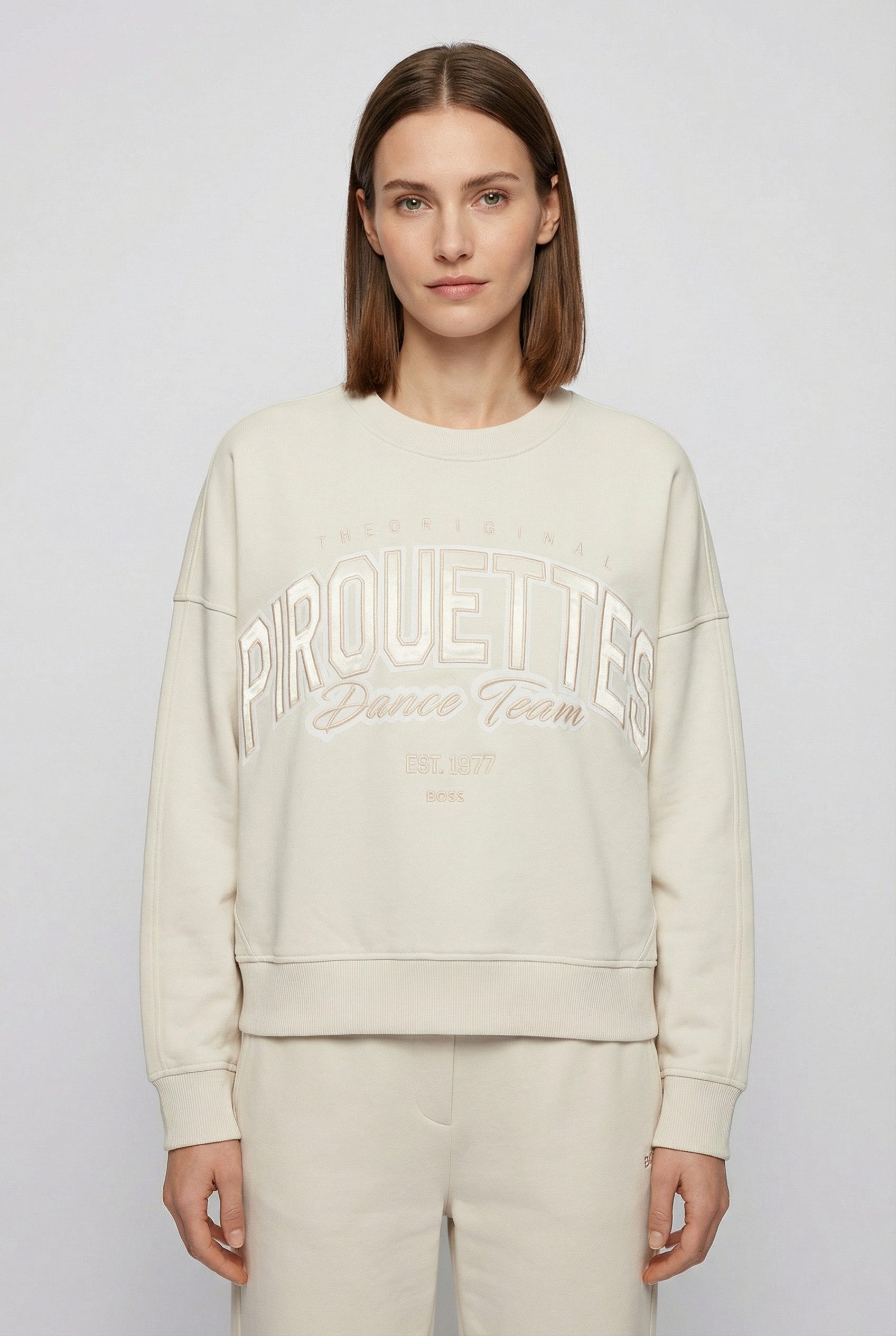 BOSS ORANGE Sweater Ever Premium Damenmode im Oversized Fit, Rundhalsform