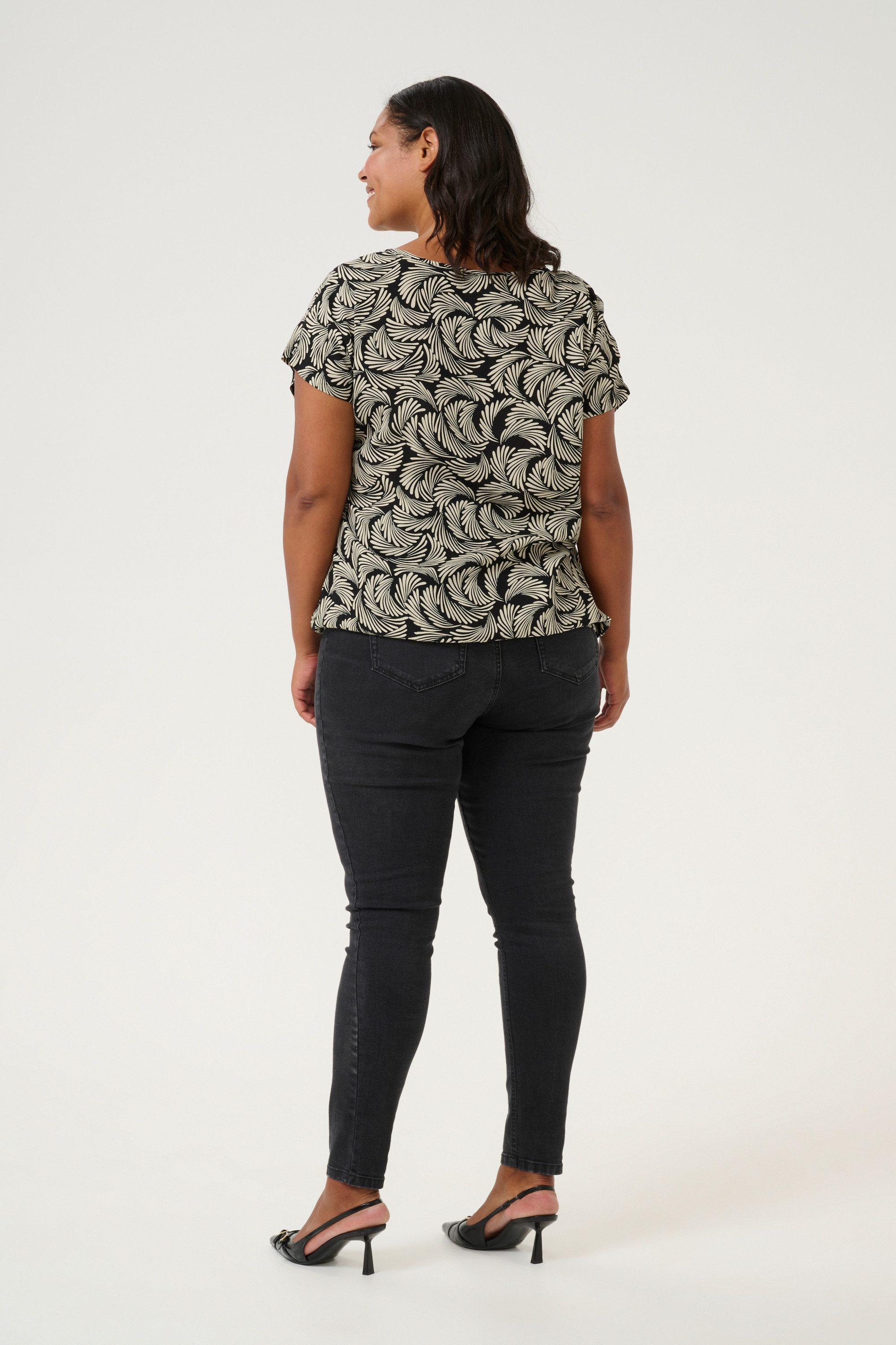 KAFFE Curve Kurzarmbluse Kurzarm-Bluse KCsonna Große günstig online kaufen