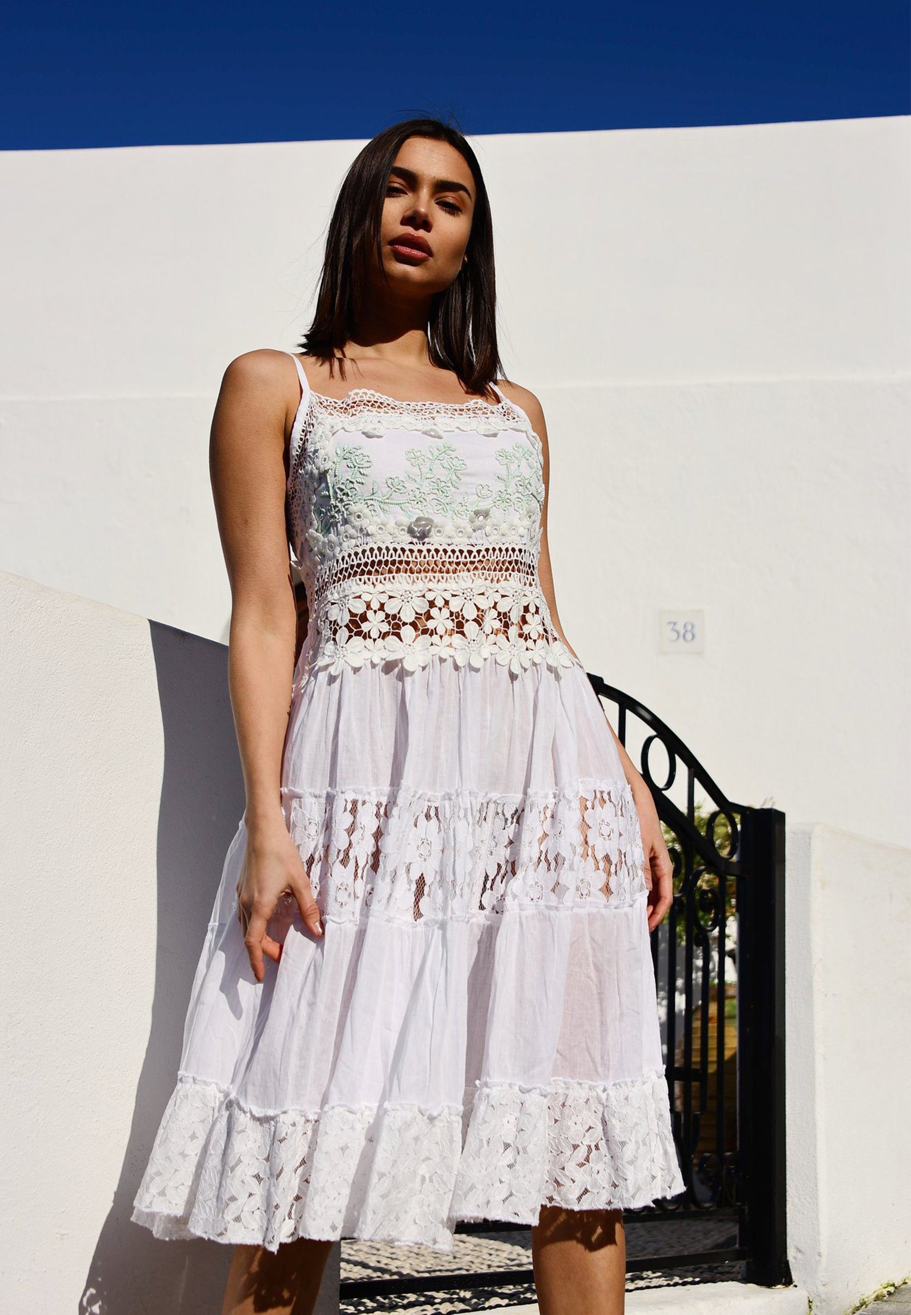 YC Fashion & Style Sommerkleid Boho Kleid mit Spitze und Perlen Details  (1-tlg) mit Volant