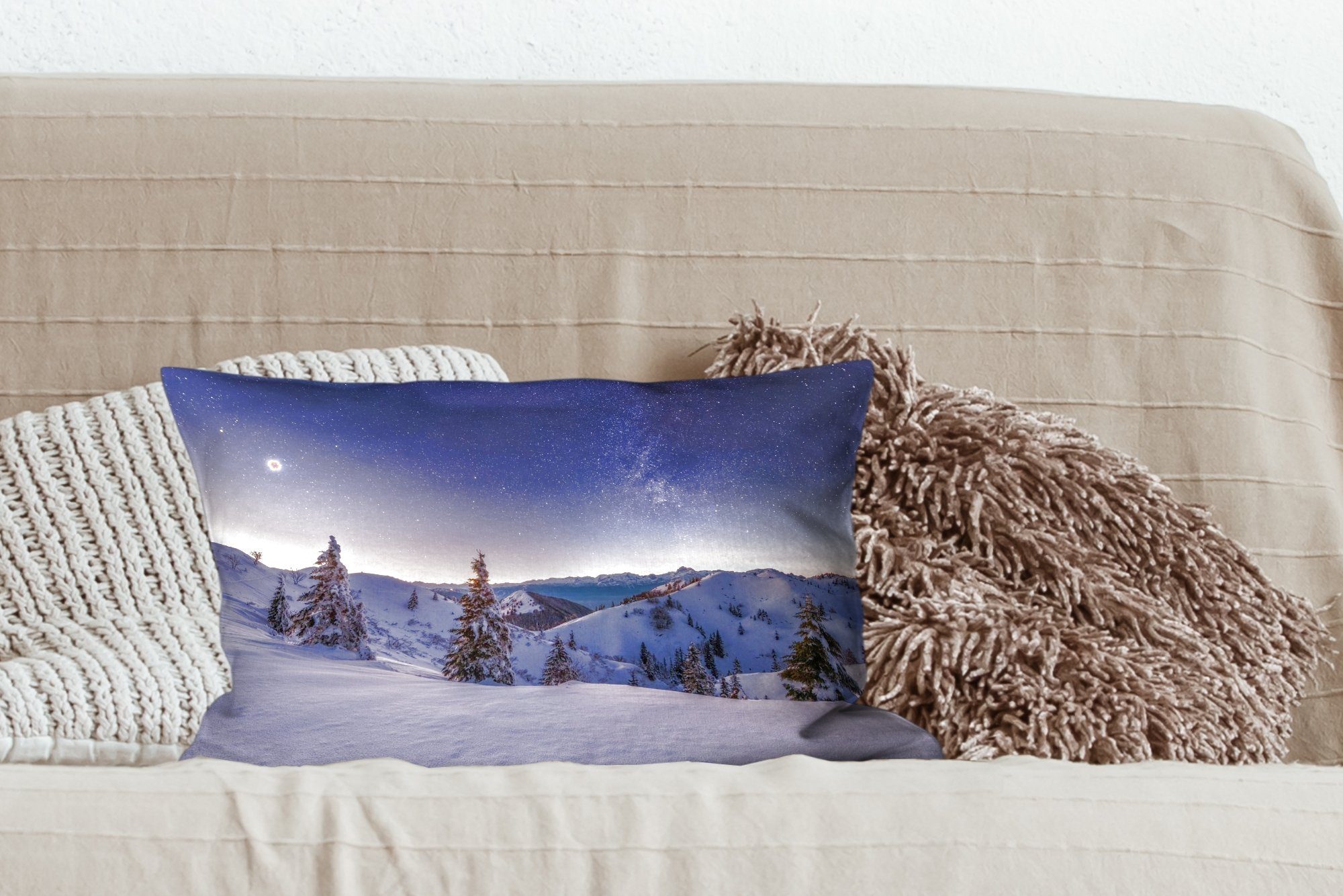 MuchoWow Dekokissen Winter - Dekoration, Füllung, Dekokissen Wohzimmer mit Schnee Zierkissen, Bäume, Schlafzimmer - - Nacht