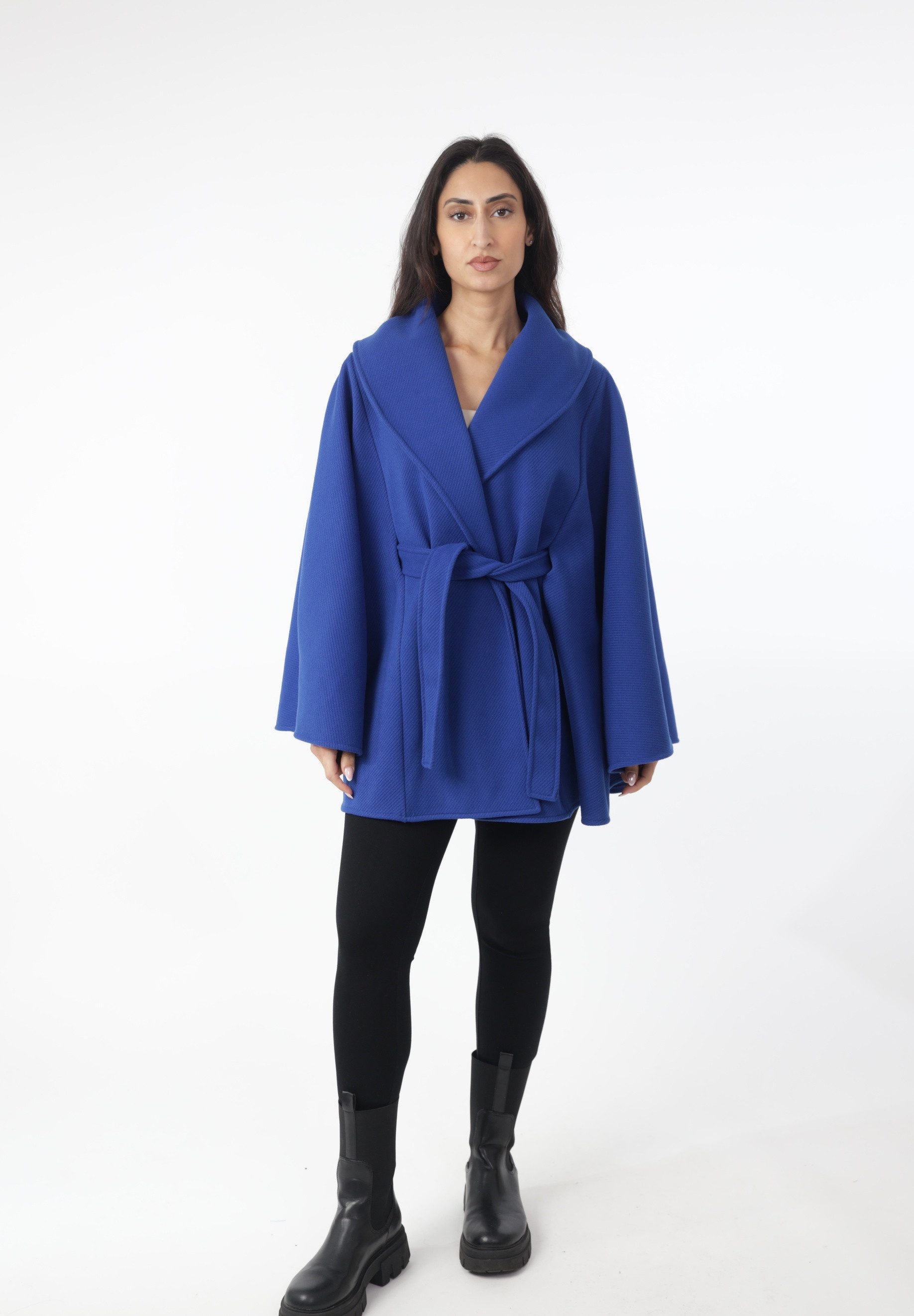 Elara Poncho Jacke