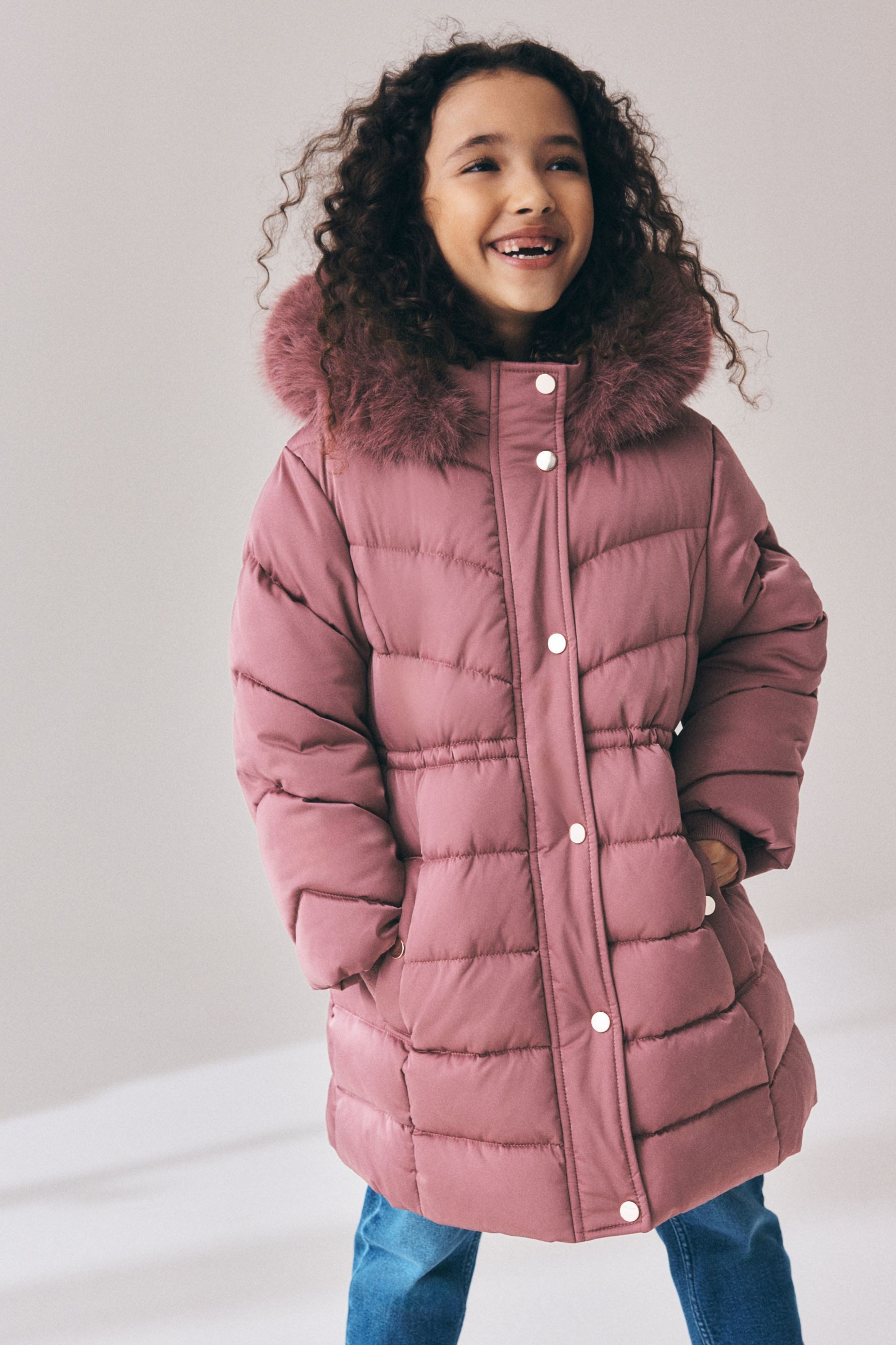 Next Fellimitatmantel Wasserabweisende Steppjacke mit Kunstfell (1-tlg)