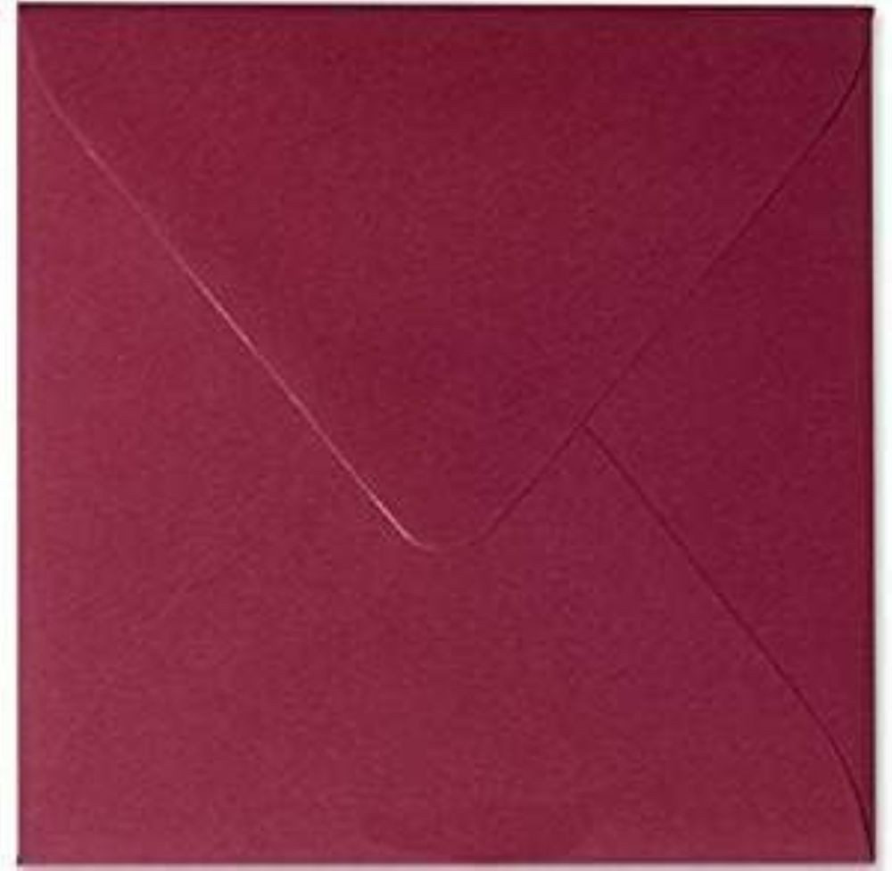 Briefumschläge24Plus Briefumschlag 50 St. 16 x 16 cm Briefumschläge Quadratisch Feuchtklebend Bordeaux, 160 x 160 mm Briefumschläge Recyceltes Material