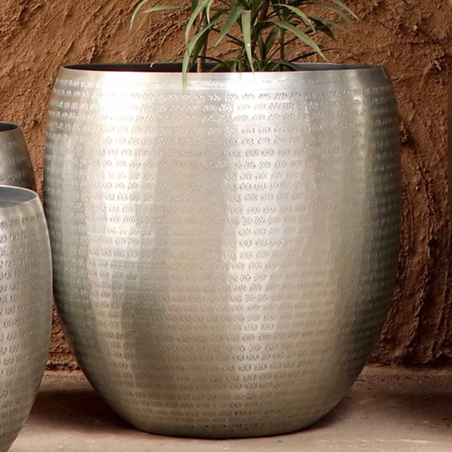 Casa Moro Blumentopf Orientalischer Blumentopf Castellon Silber mit Hammerschlag verziert (Metall Pflanztopf Übertopf - Pflanzentopf, Einzeln in den Größen S, M, L, XL oder im Set), Kunsthandwerk