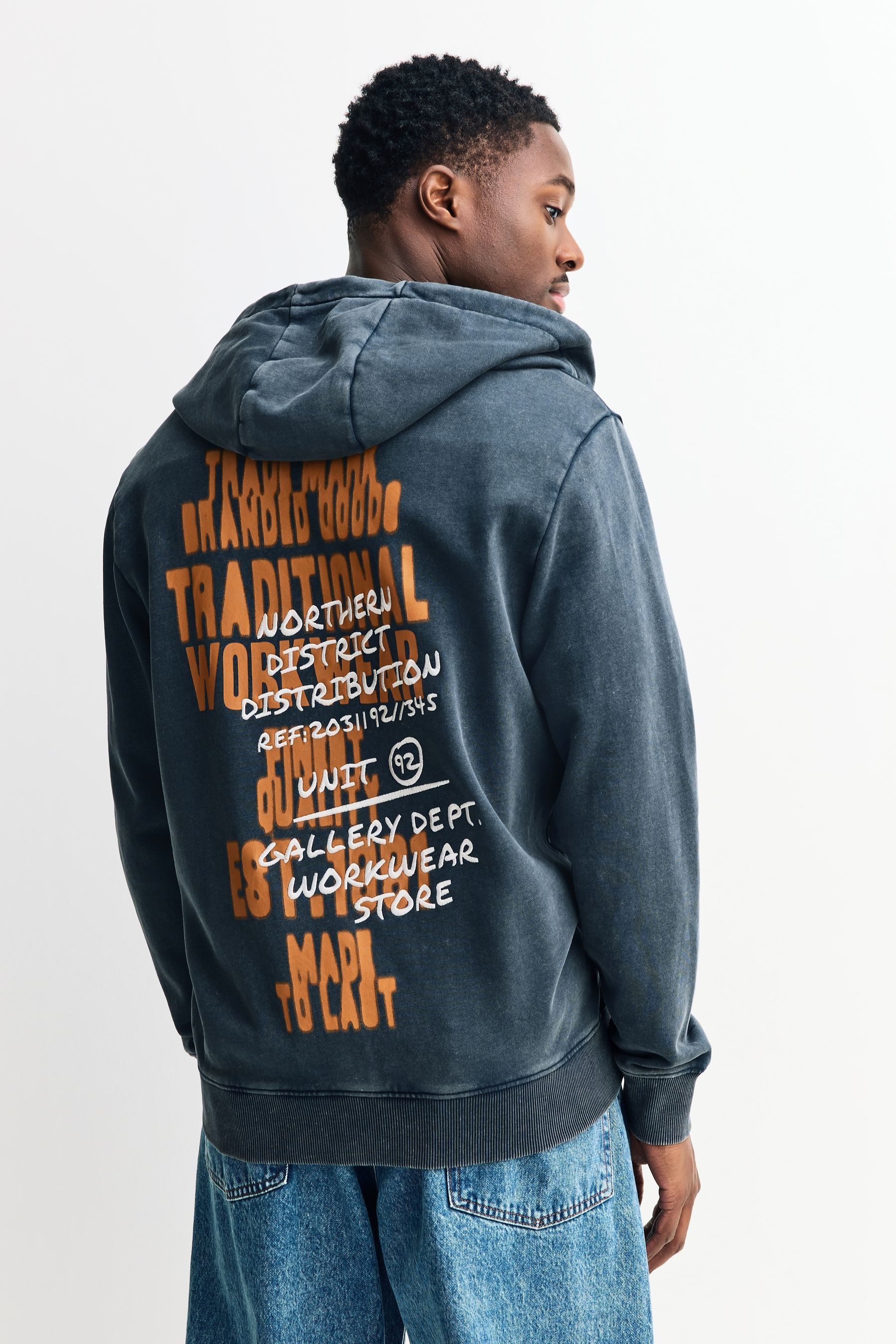Next Sweater Reißverschlusspullover mit Kapuze und Grafik-Print (1-tlg)