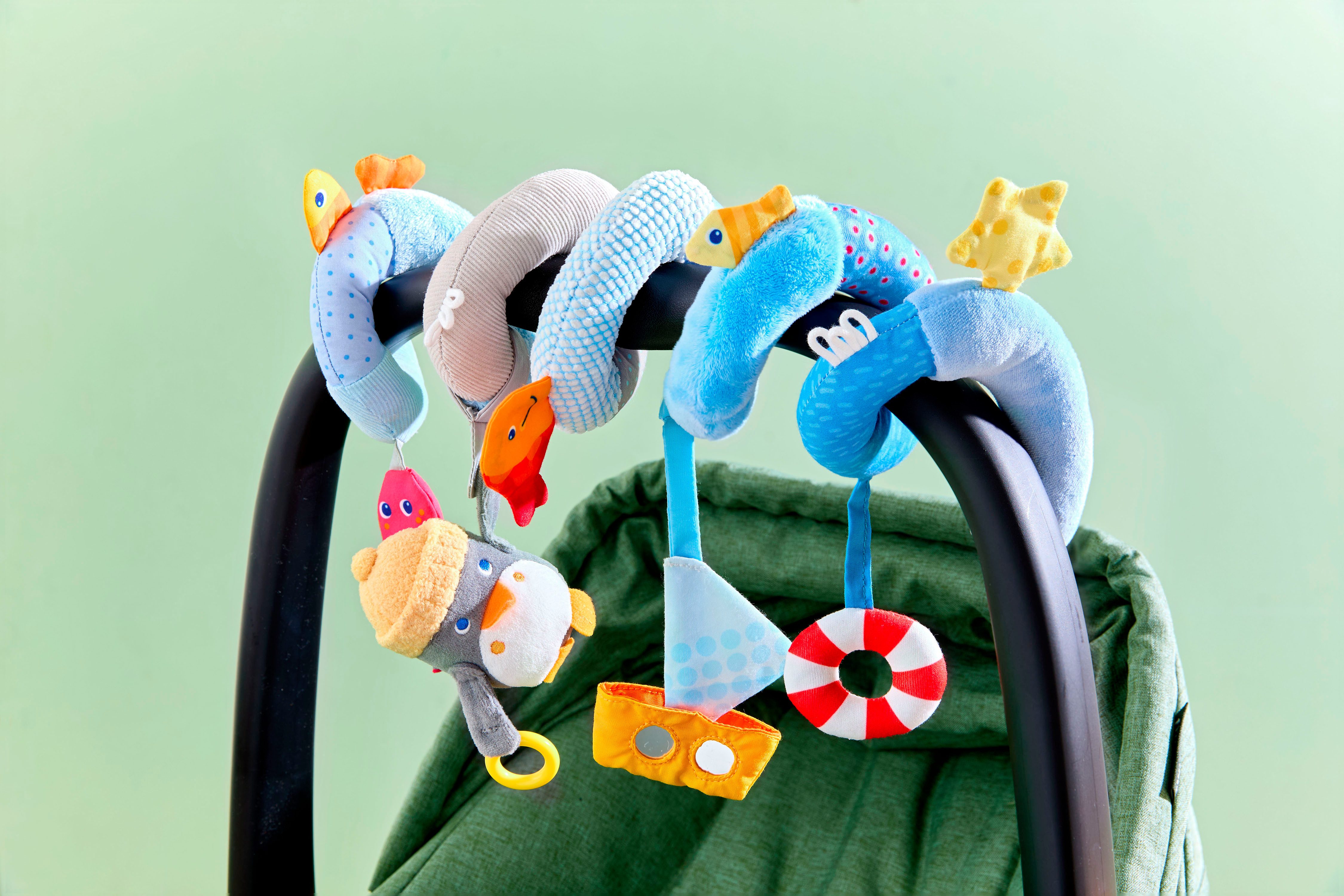 Haba Mobile Spirale Pinguin