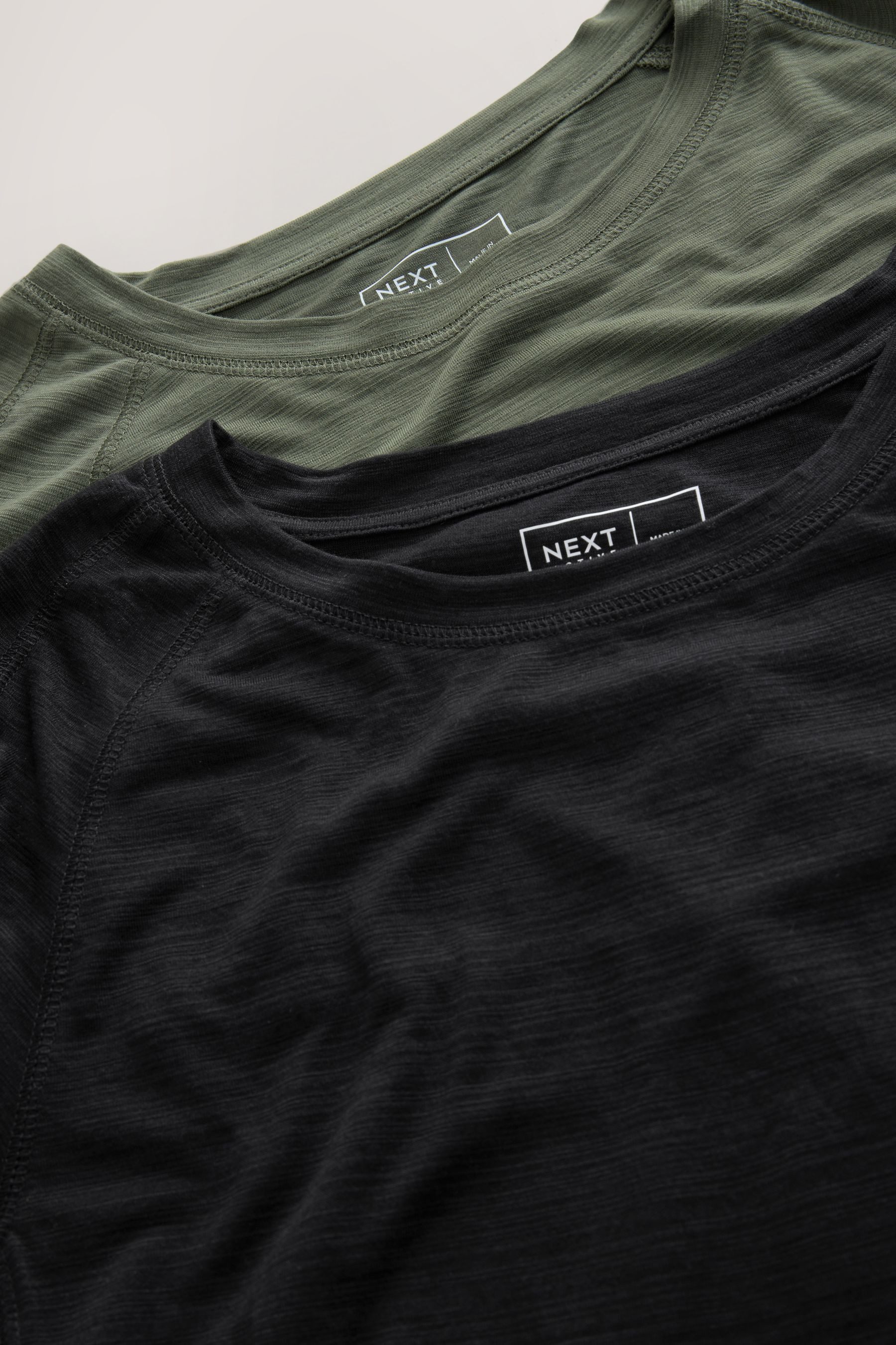 Next Trainingsshirt 2er-Pack mit leichten Active Kurzarm-T-Shirts (2-tlg)