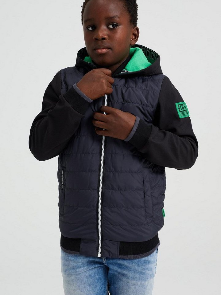 WE Fashion Sommerjacke, Jungen-Softshelljacke mit Kapuze