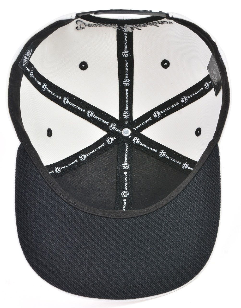Bexxwell Snapback Cap mit Kreuz-Stickerei (optimale Passform, Unisex) – Bild 4 von 5