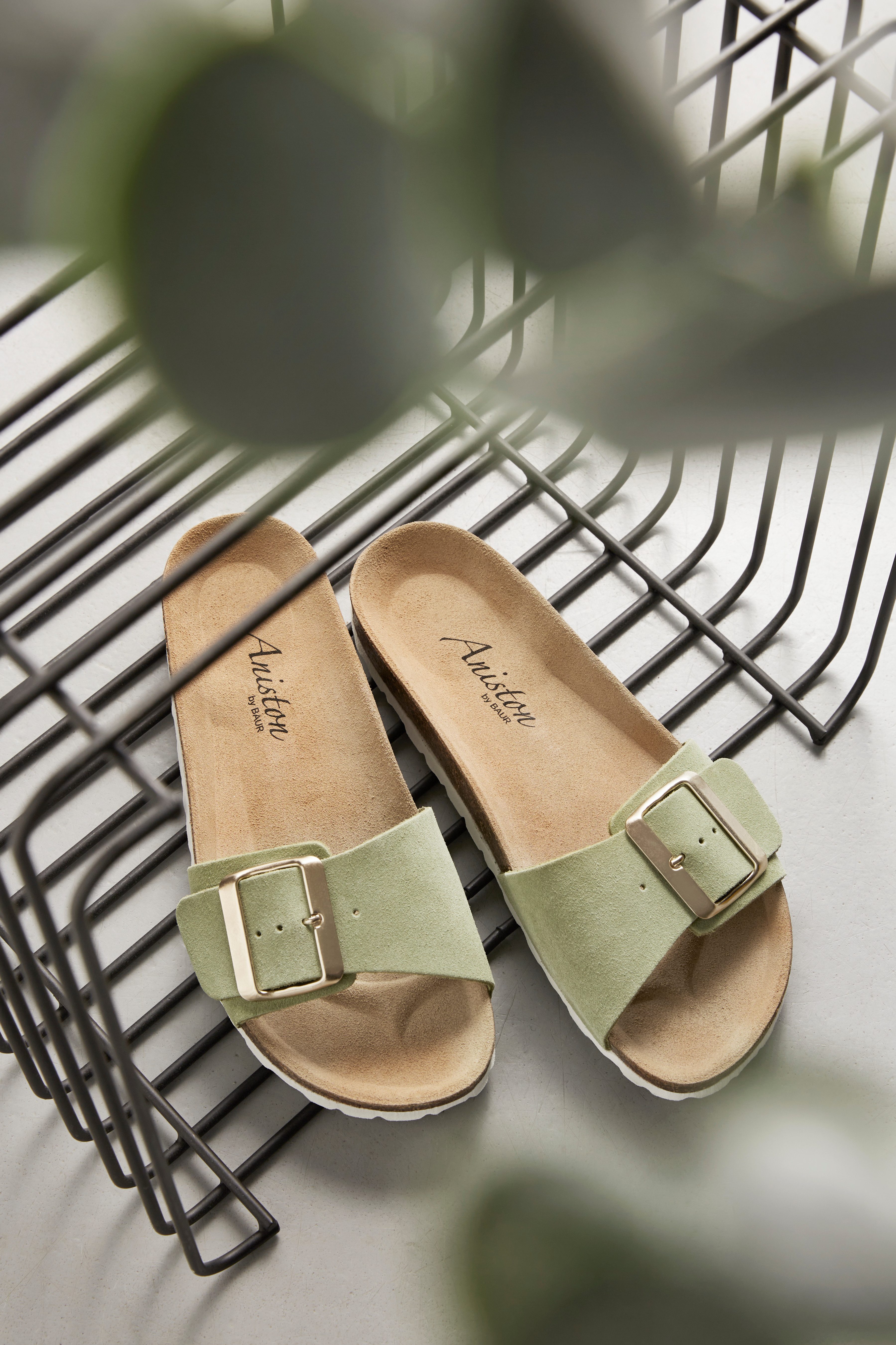 Aniston SHOES Pantolette Hausschuh, Sommerschuh, Schlappen - NEUE KOLLEKTIO günstig online kaufen